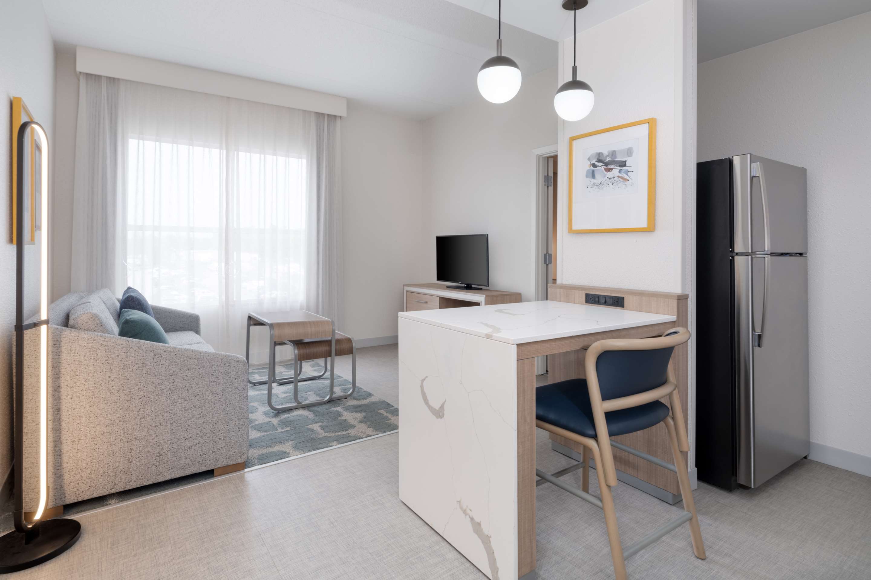 Guest room