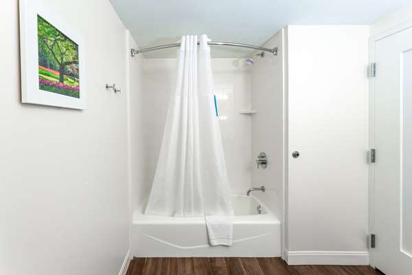  - Hampton Inn Harbison Columbia - I-26, Exit 103