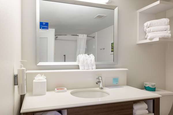  - Hampton Inn Harbison Columbia - I-26, Exit 103