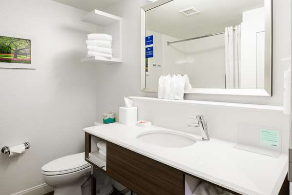  - Hampton Inn Harbison Columbia - I-26, Exit 103