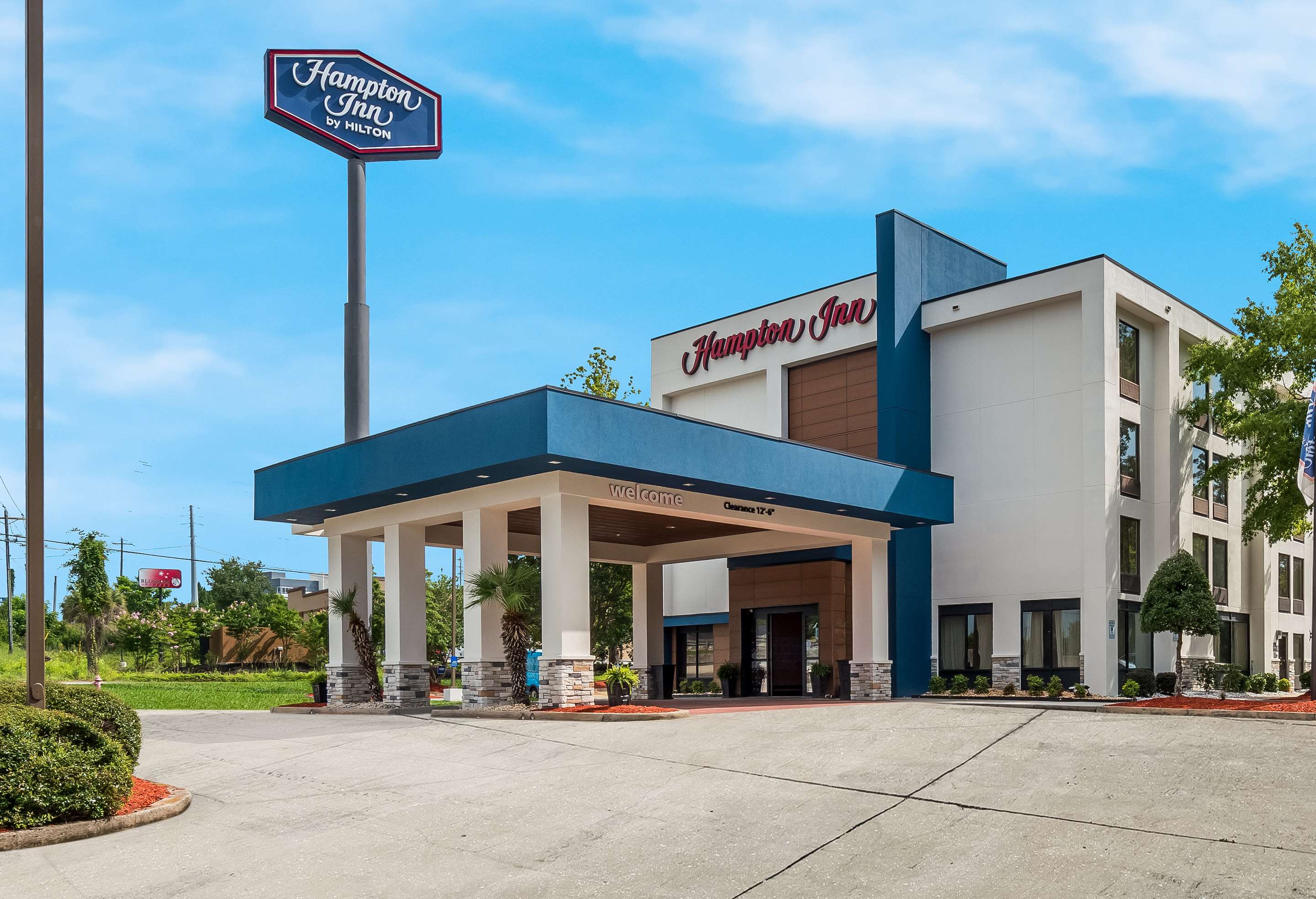 Exterior | Hampton Inn Columbia-I-26 Airport