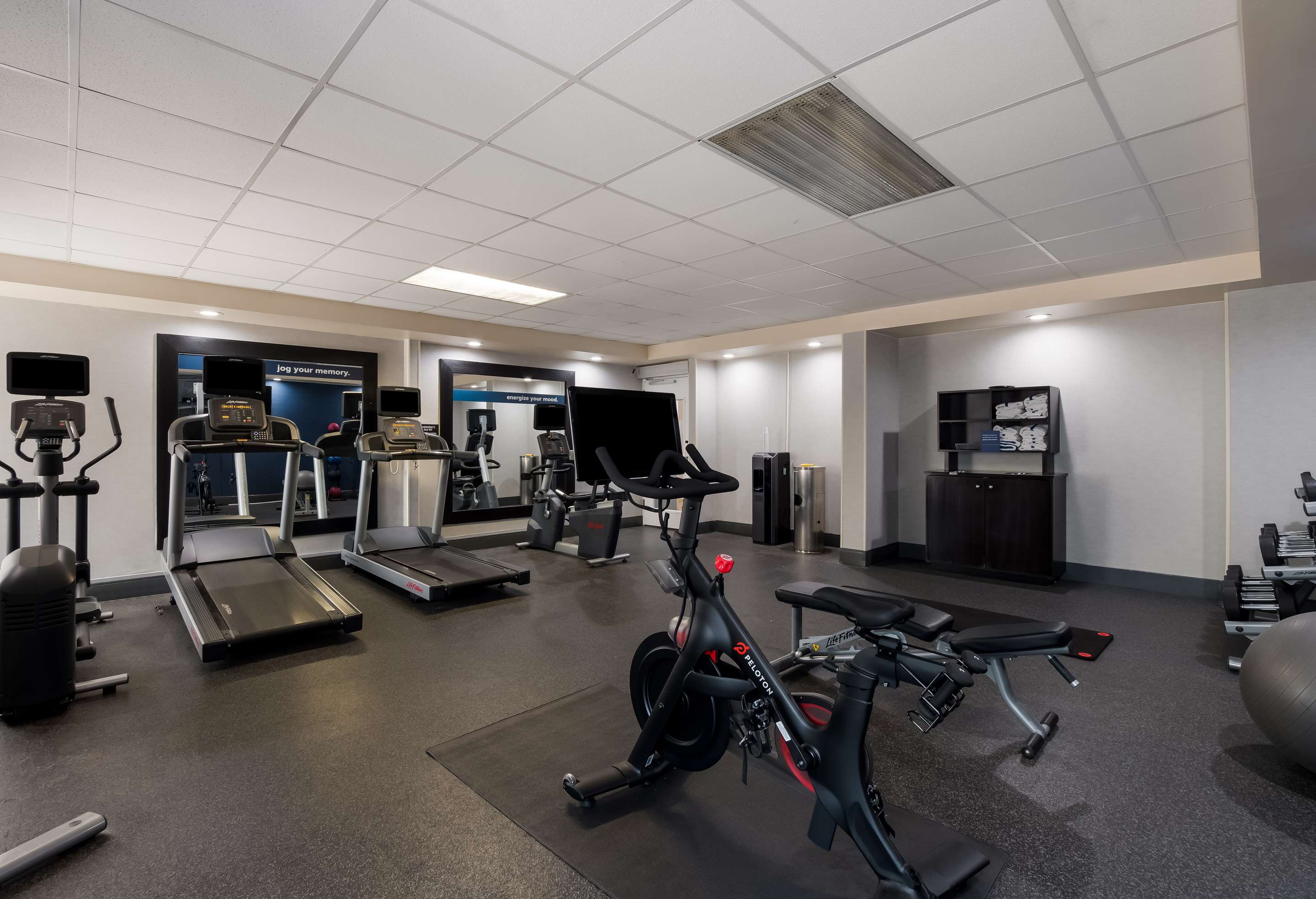 Health club fitness center gym | Hampton Inn Columbia-I-26 Airport