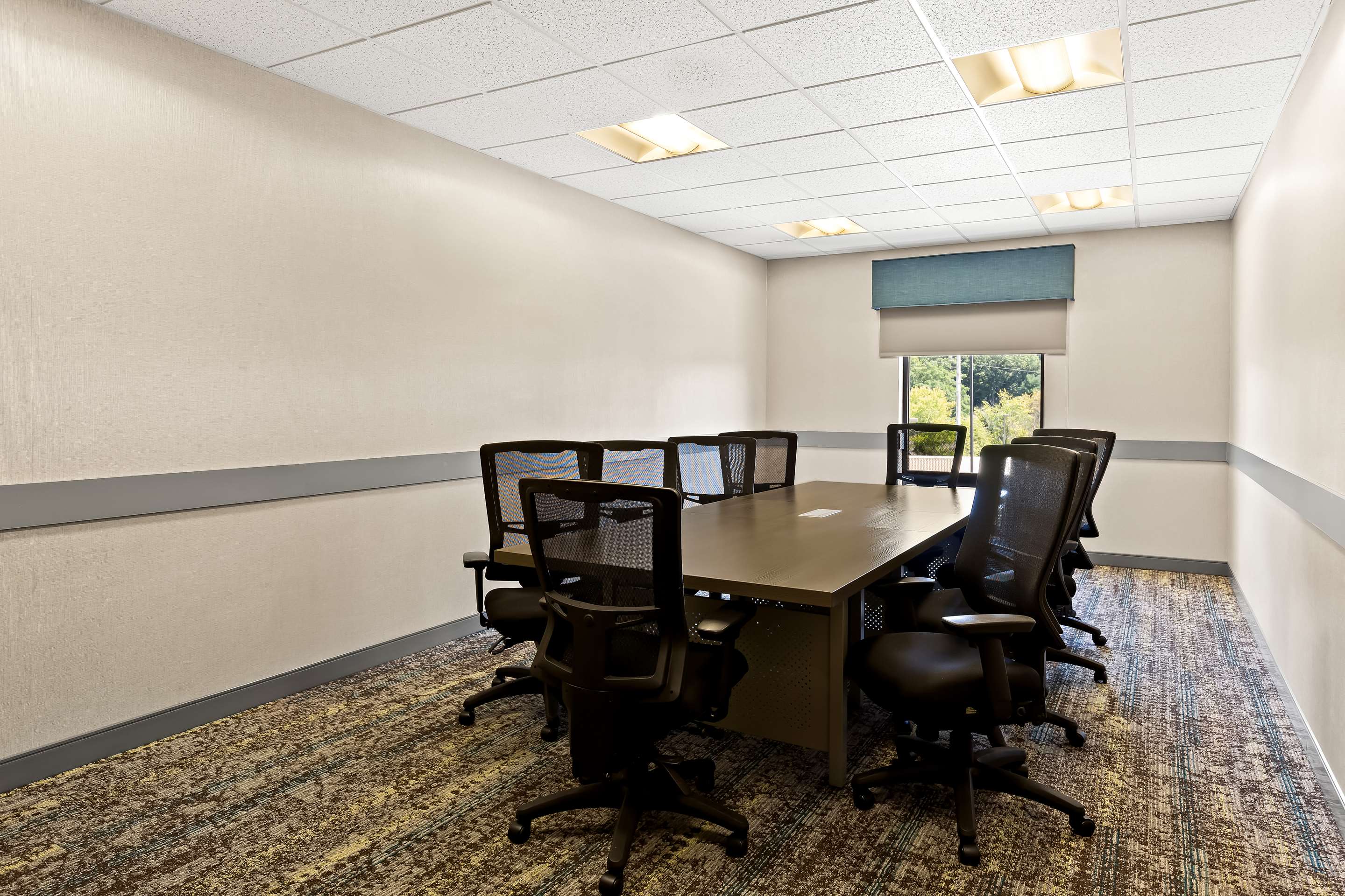 Meeting Room | Hampton Inn & Suites Canton