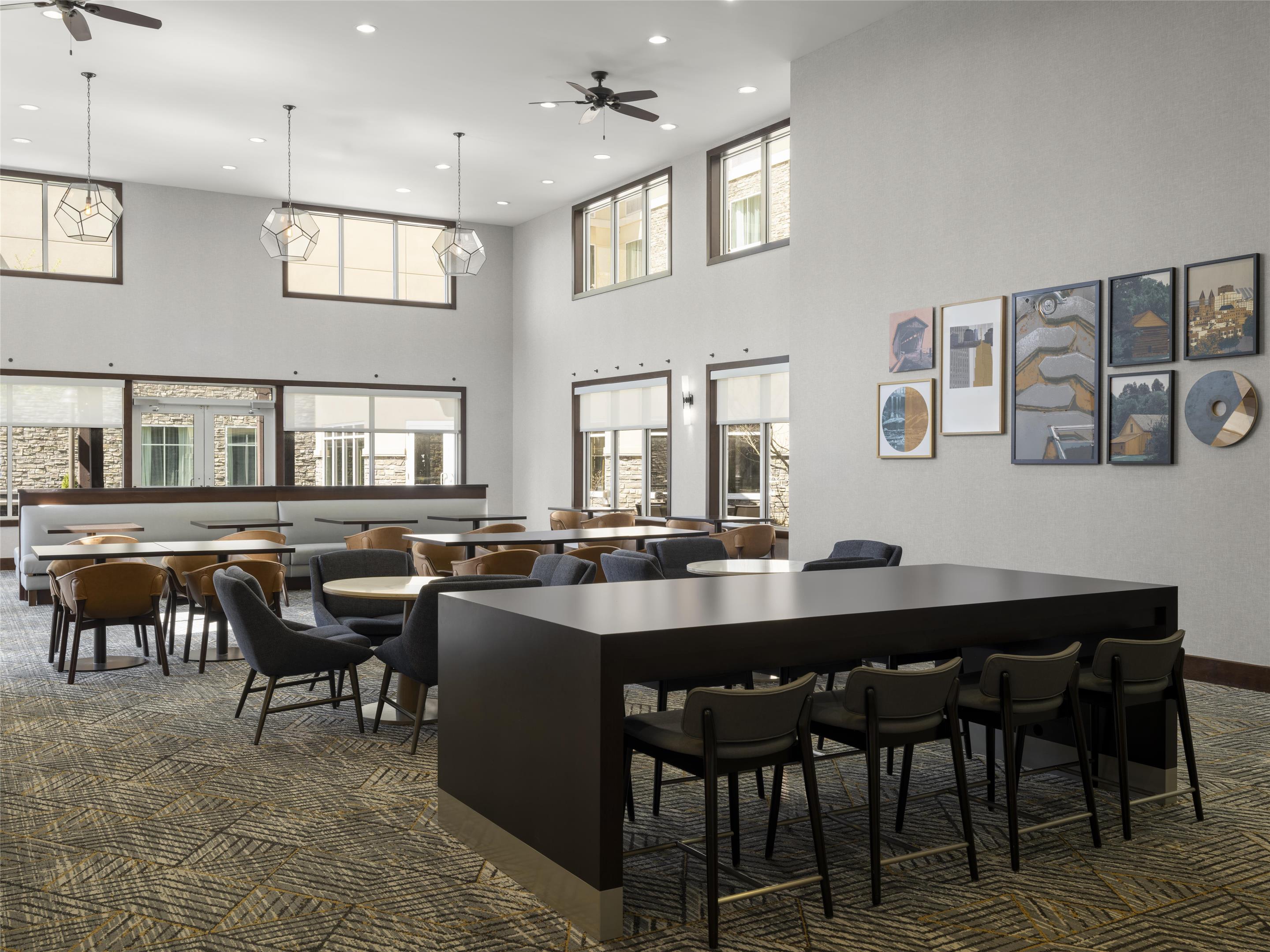 Breakfast Area | Homewood Suites by Hilton Akron Fairlawn, OH