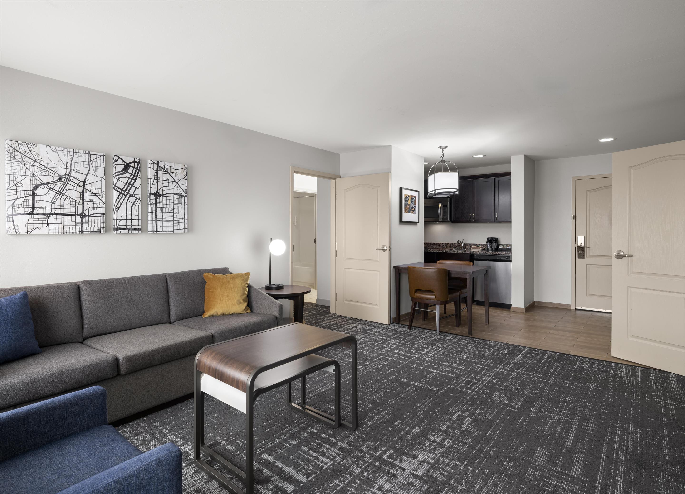 Guest room