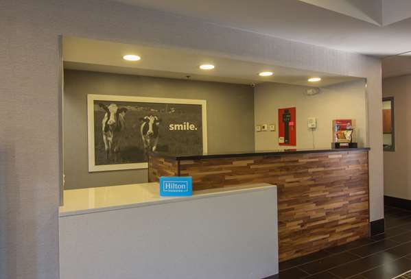  - Hampton Inn Medina - I-71, Exit 218