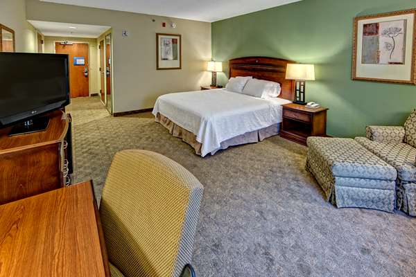  - Hampton Inn & Suites Sapphire