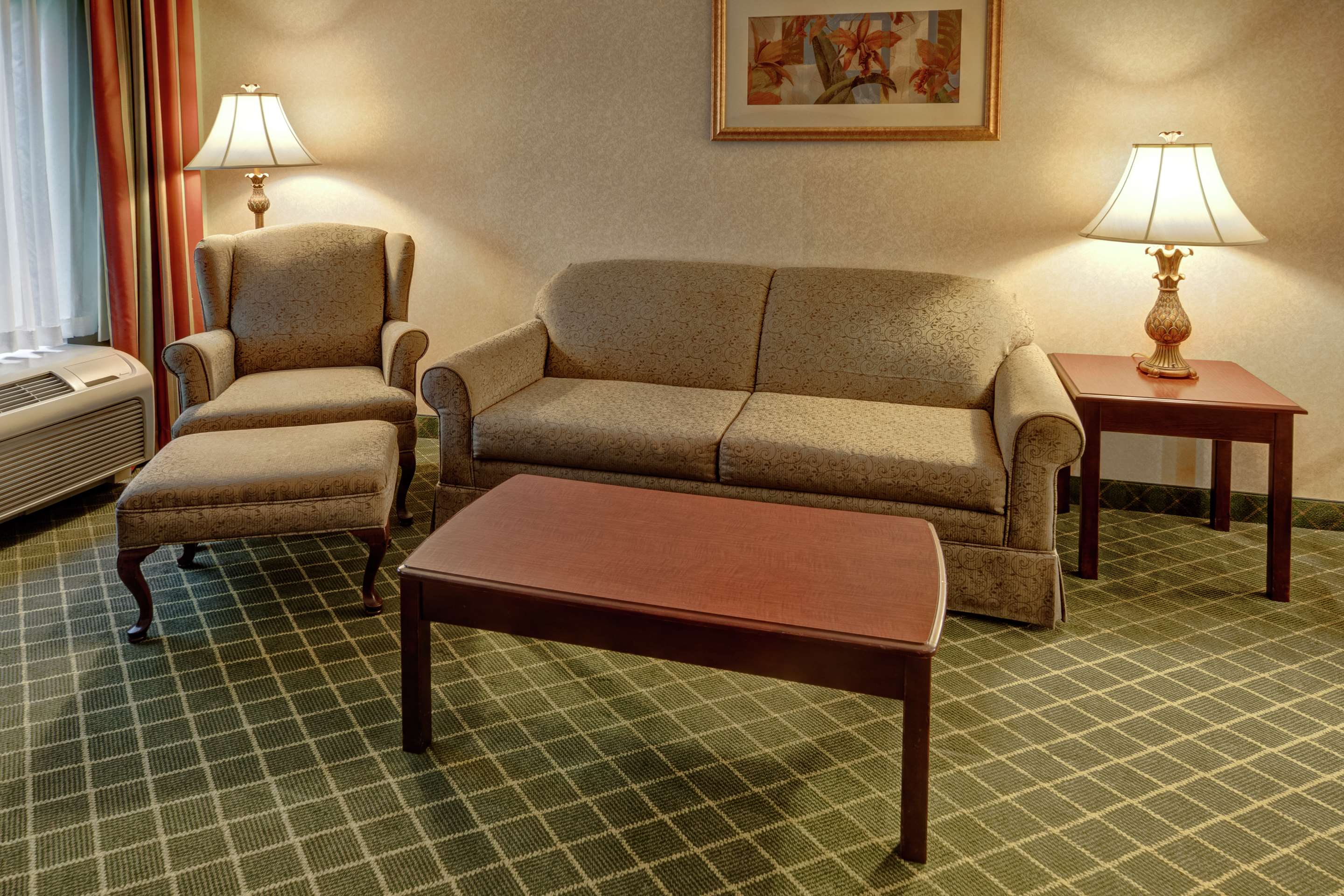 Guest room