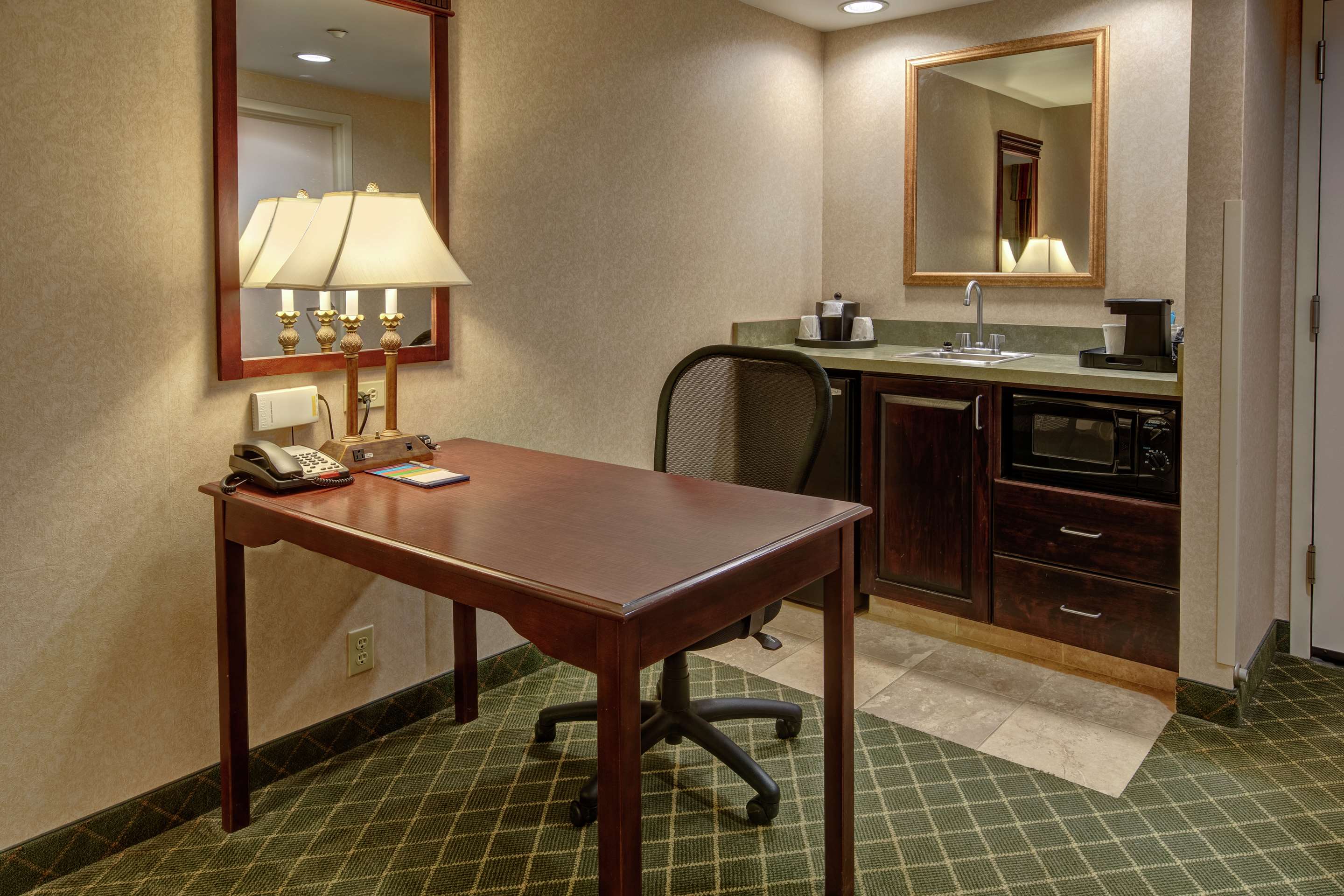 Guest room