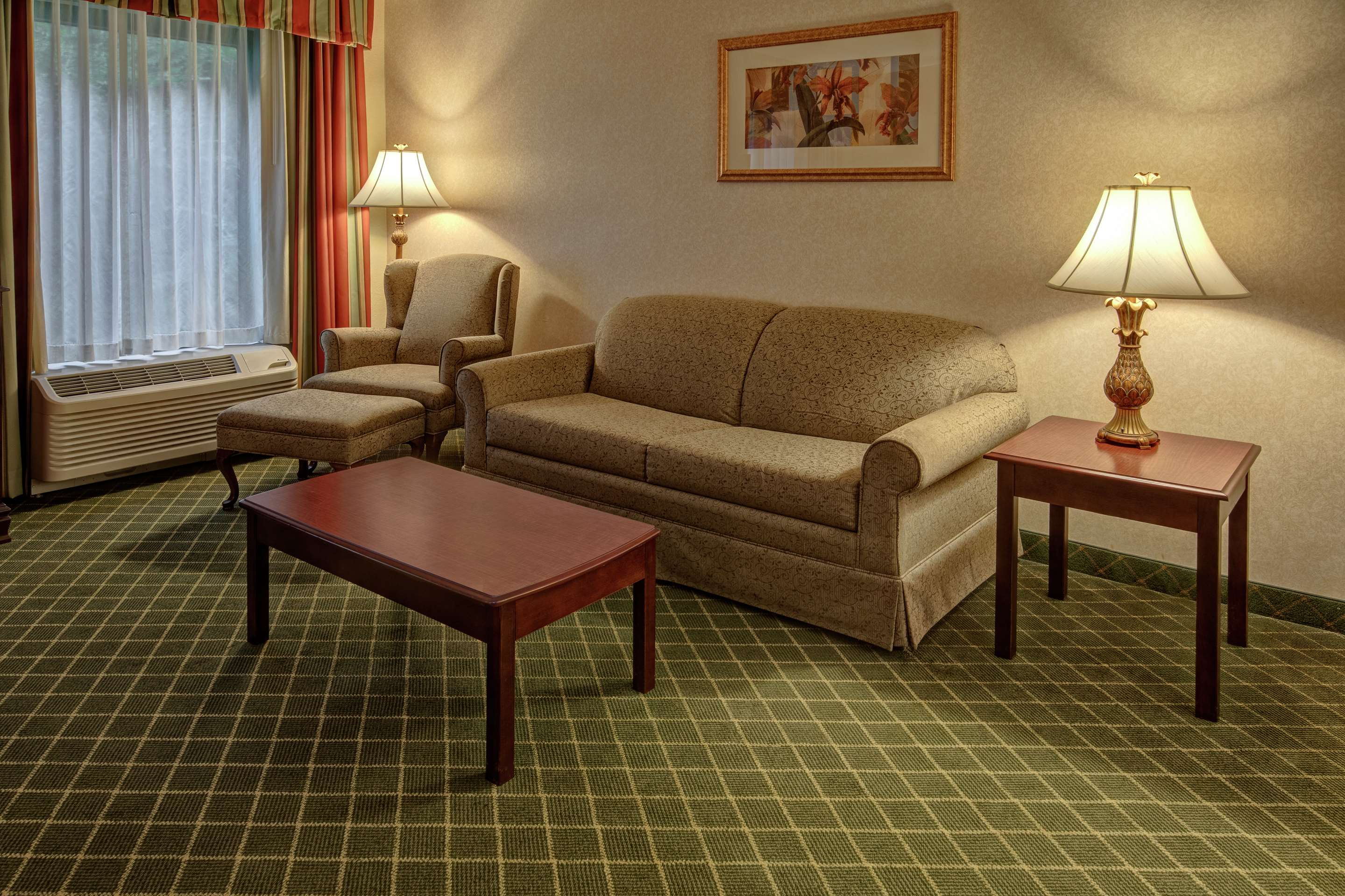 Guest room