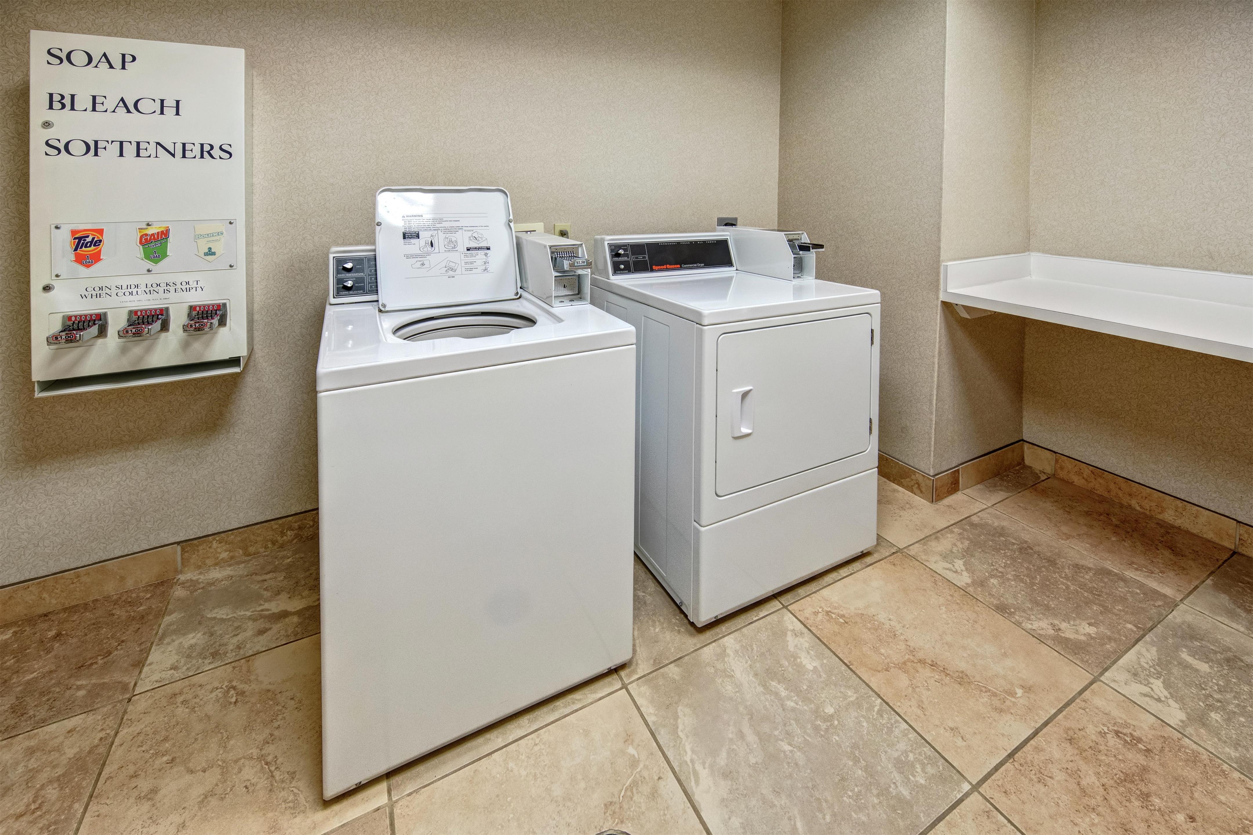Property amenity | Hampton Inn Cambridge