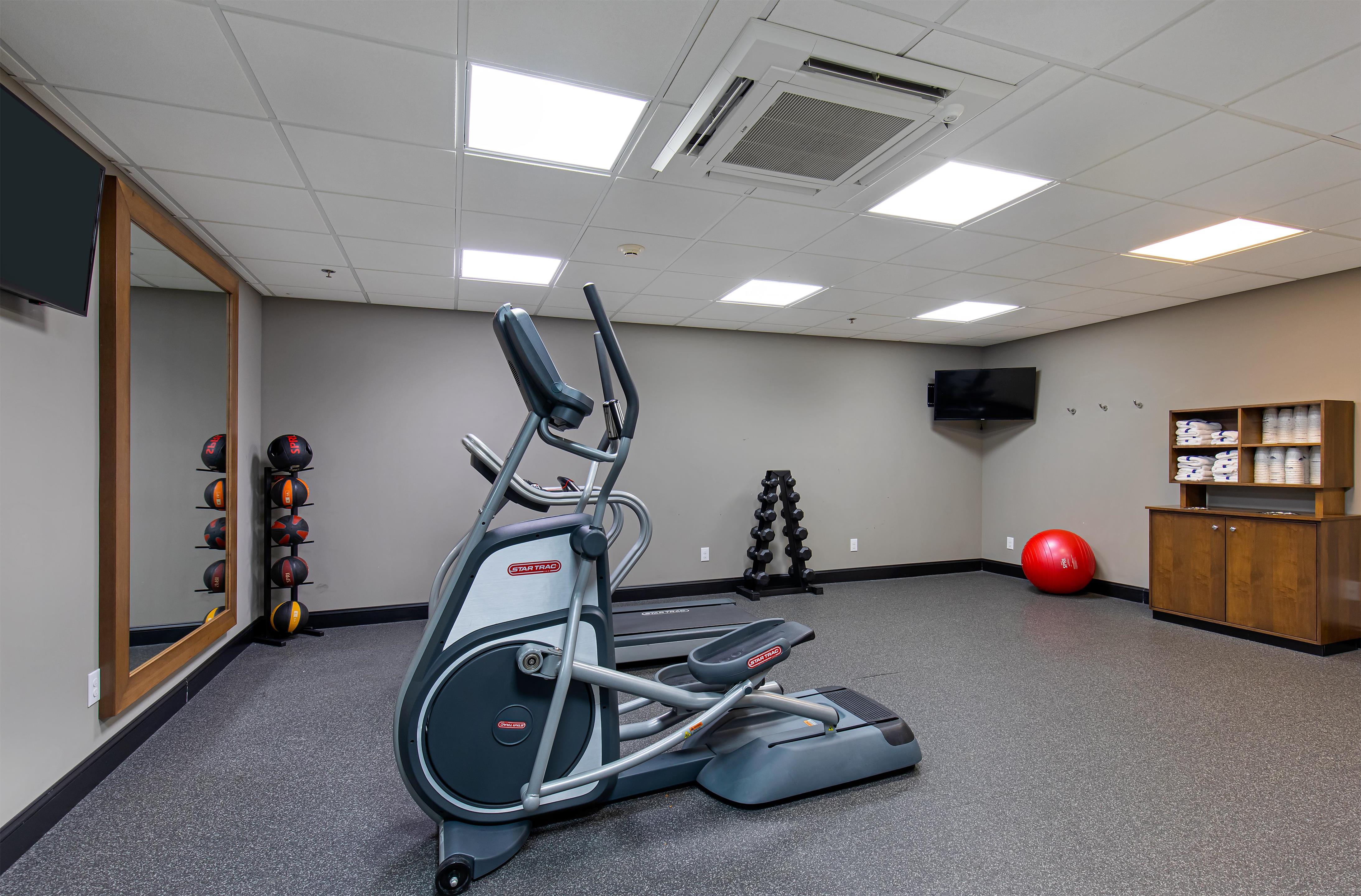 Health club fitness center gym | Hampton Inn Corbin KY