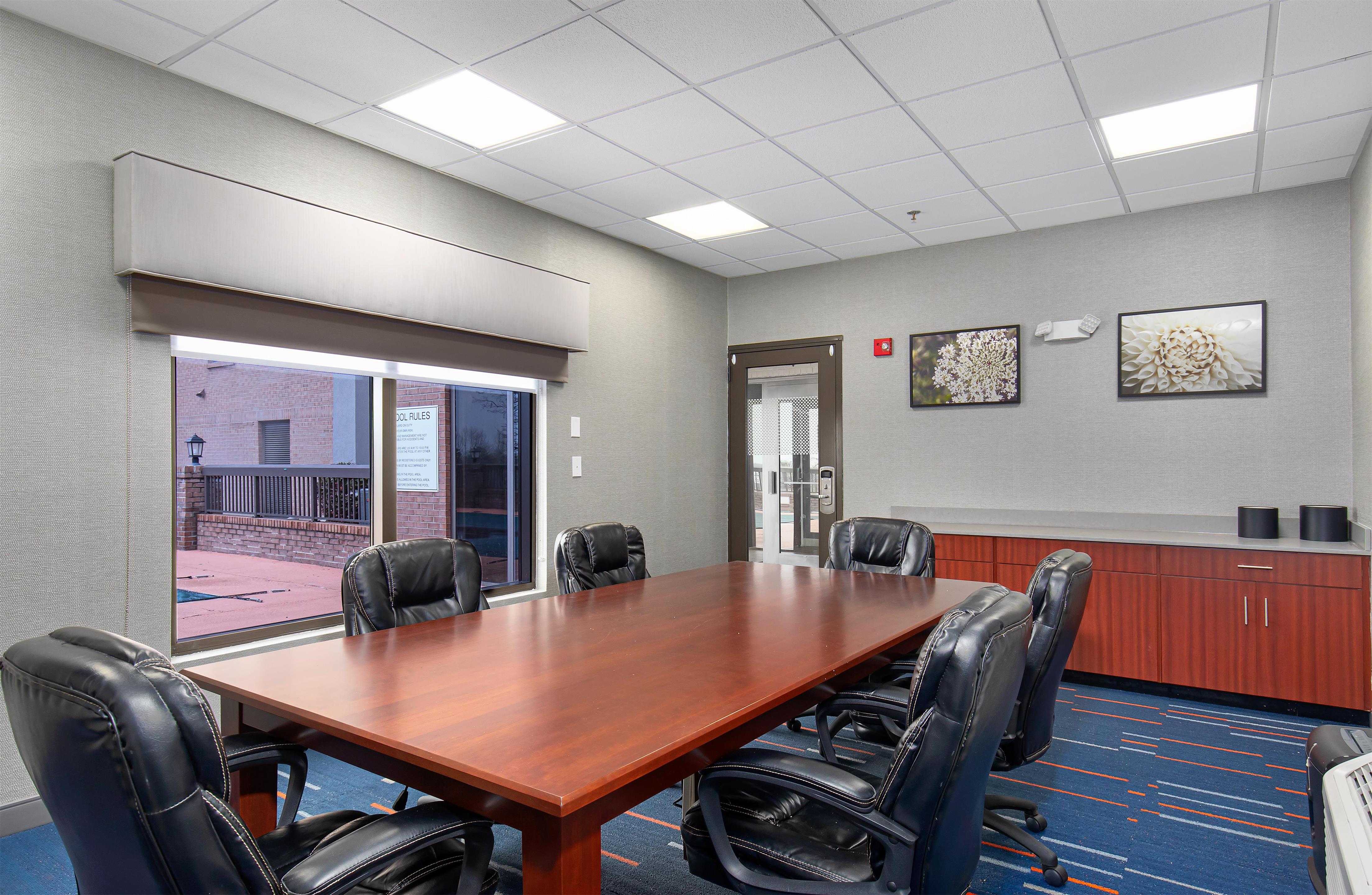 Meeting Room | Hampton Inn Corbin KY
