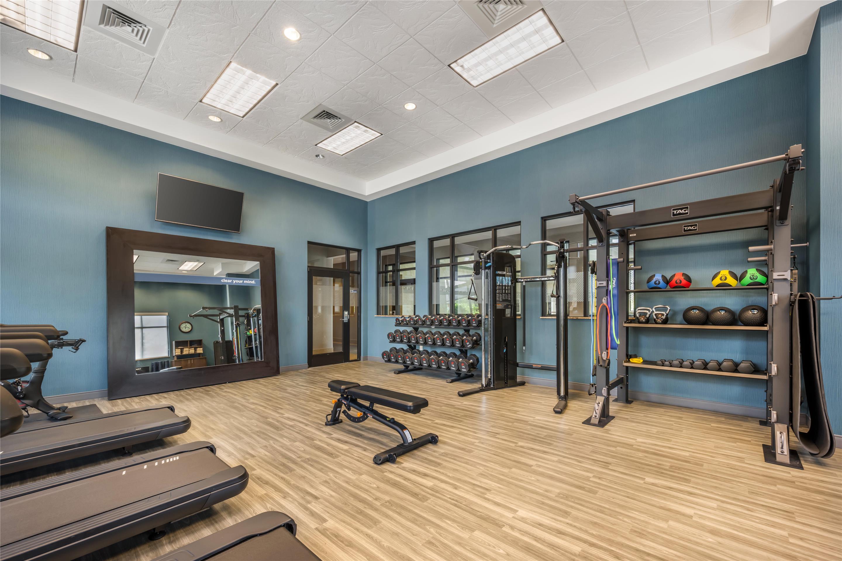 Health club fitness center gym | Hampton Inn & Suites Coeur d' Alene
