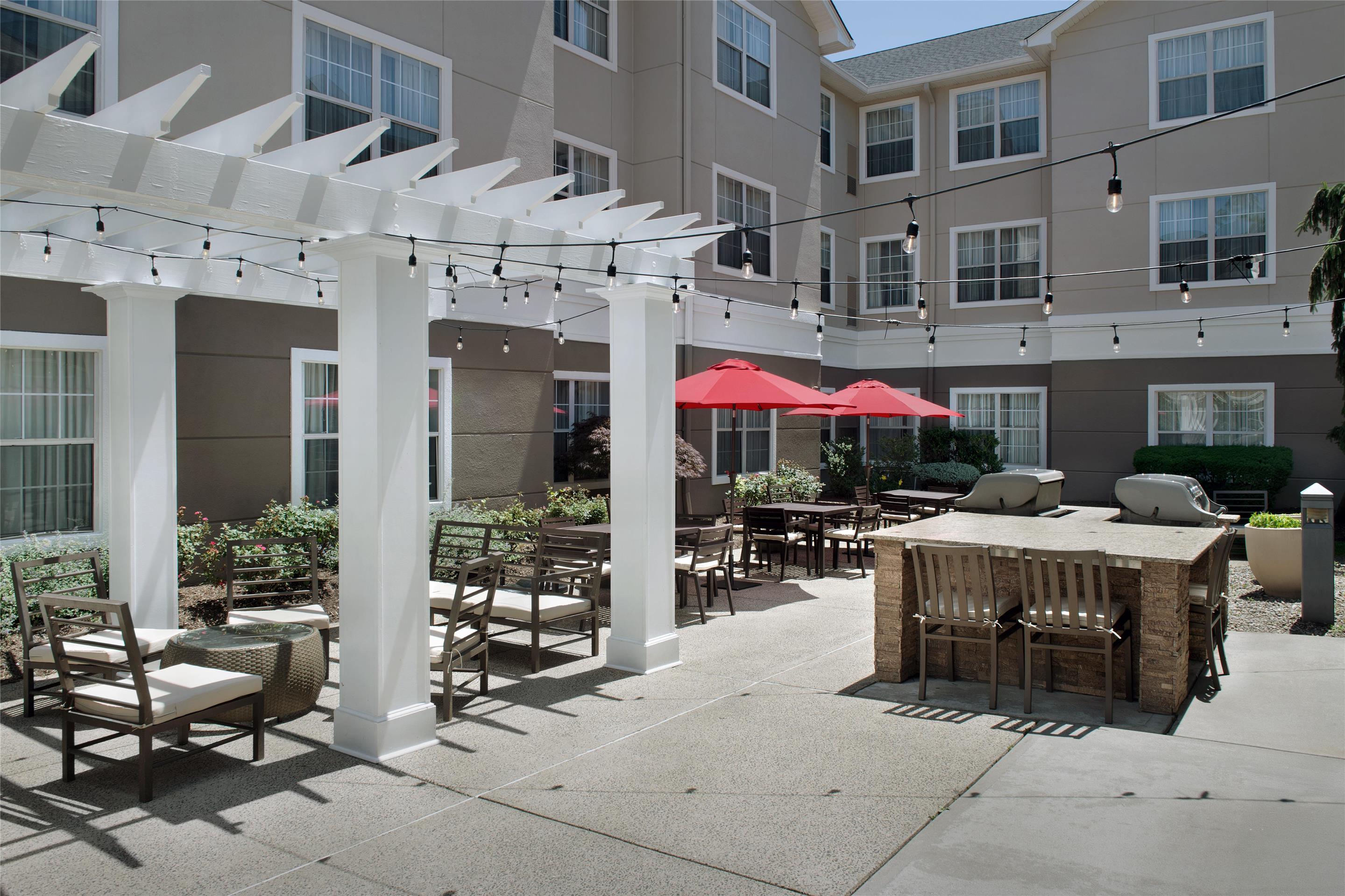 Exterior | Homewood Suites by Hilton Newark-Cranford
