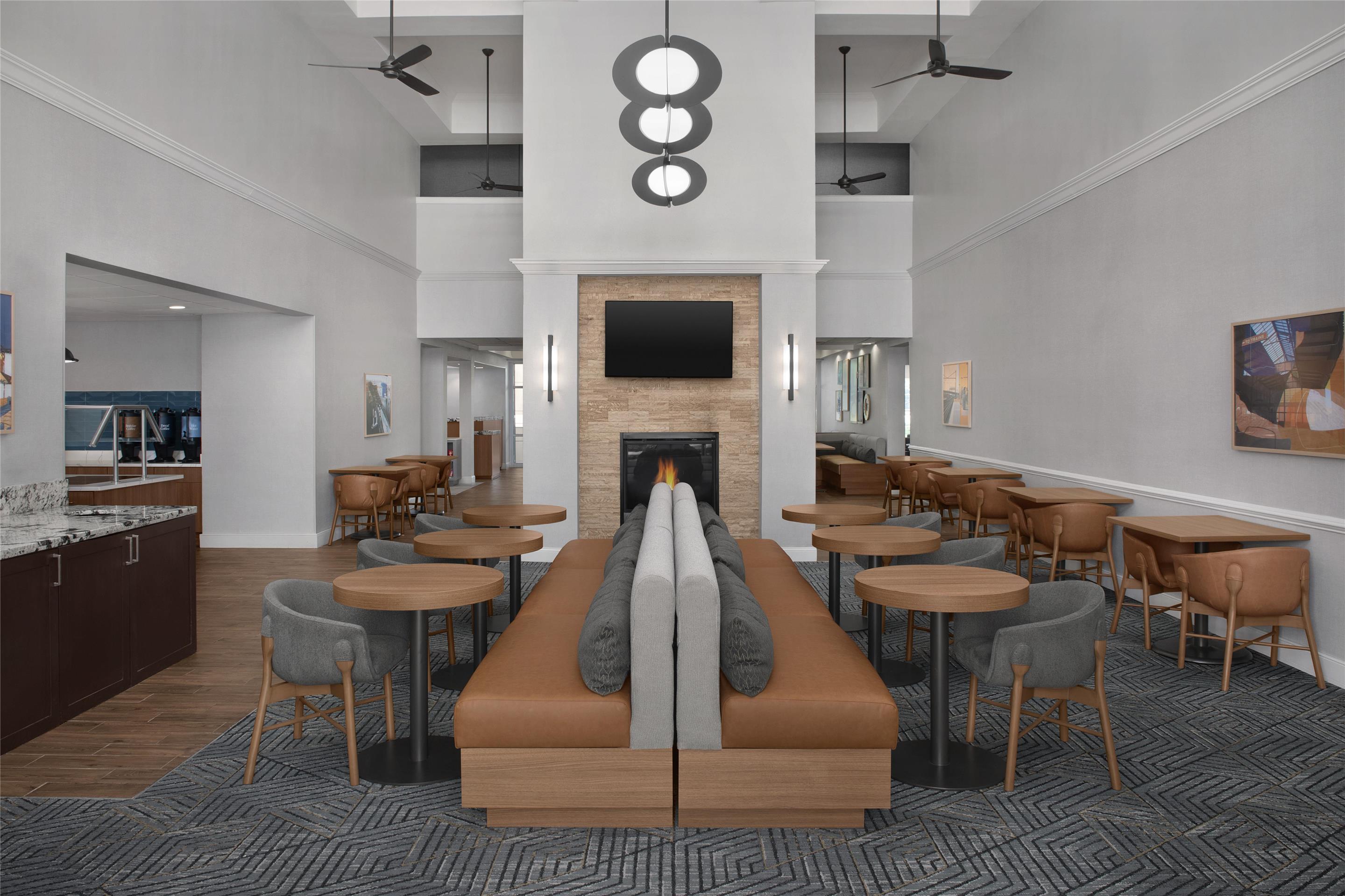 Breakfast Area | Homewood Suites by Hilton Newark-Cranford