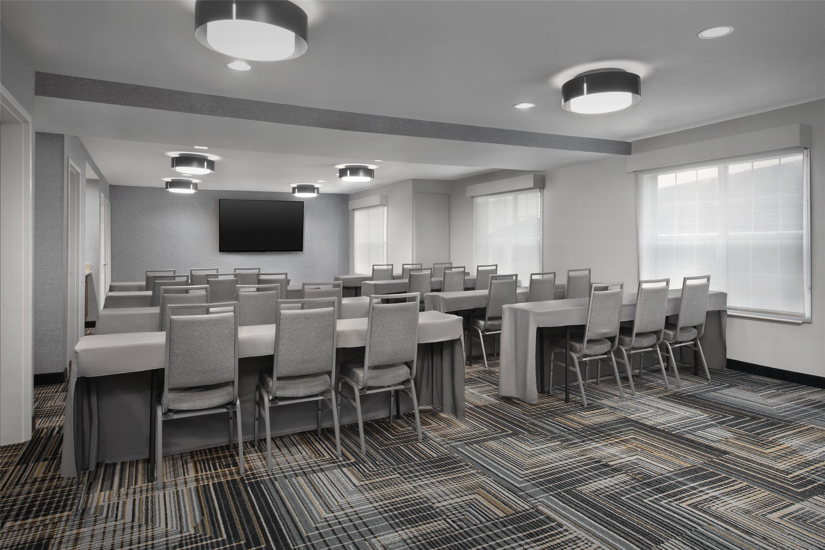 Meeting Room | Homewood Suites by Hilton Newark-Cranford