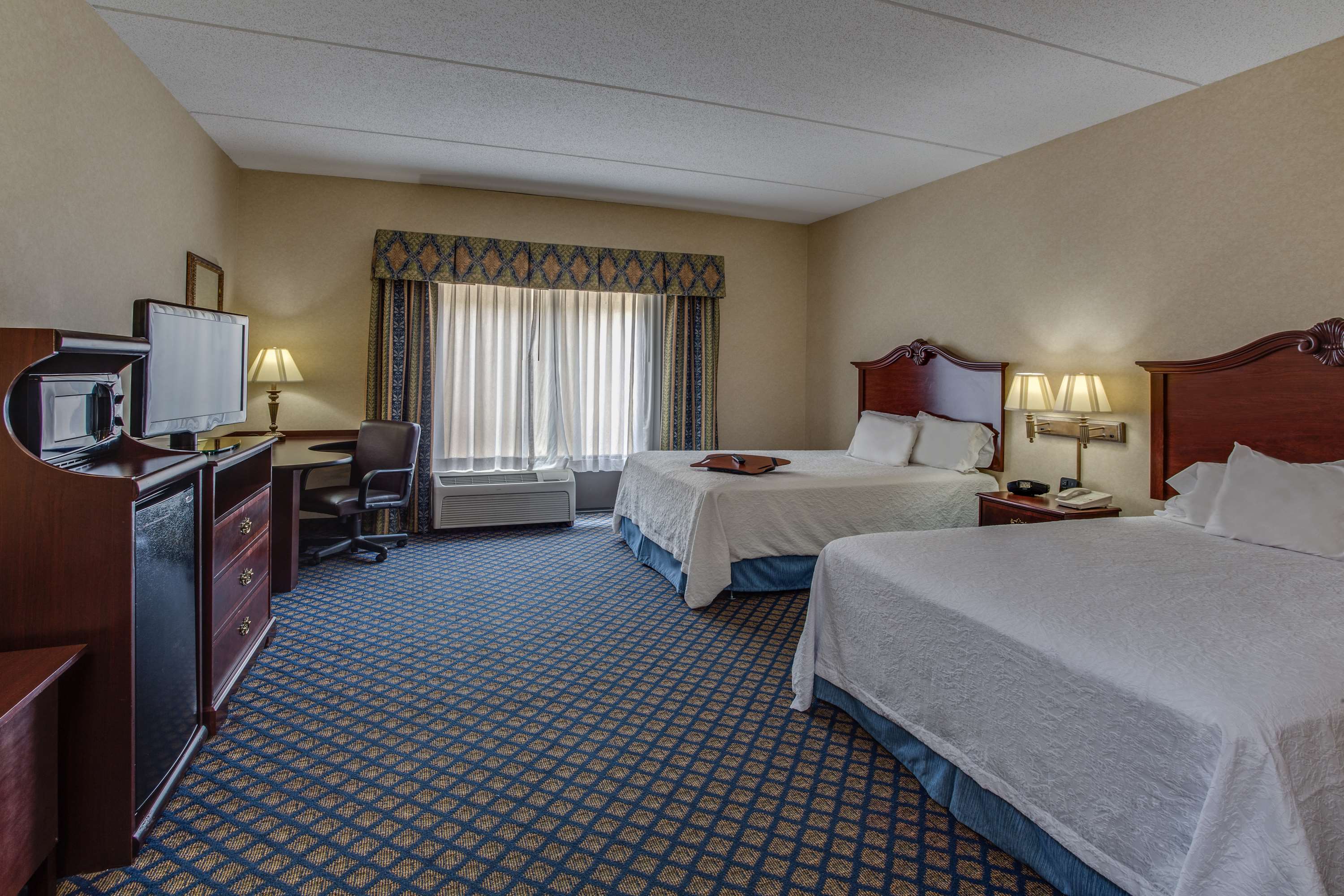 Hampton Inn by Hilton Clearfield Room Type - 2QN MOB HEARING ACC TUB NS