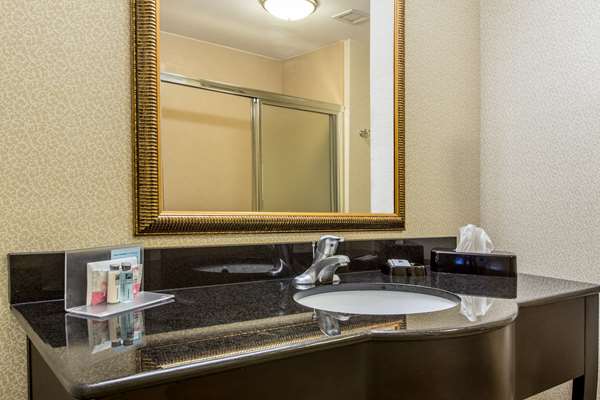  - Hampton Inn Clearfield - I-80, Exit 120