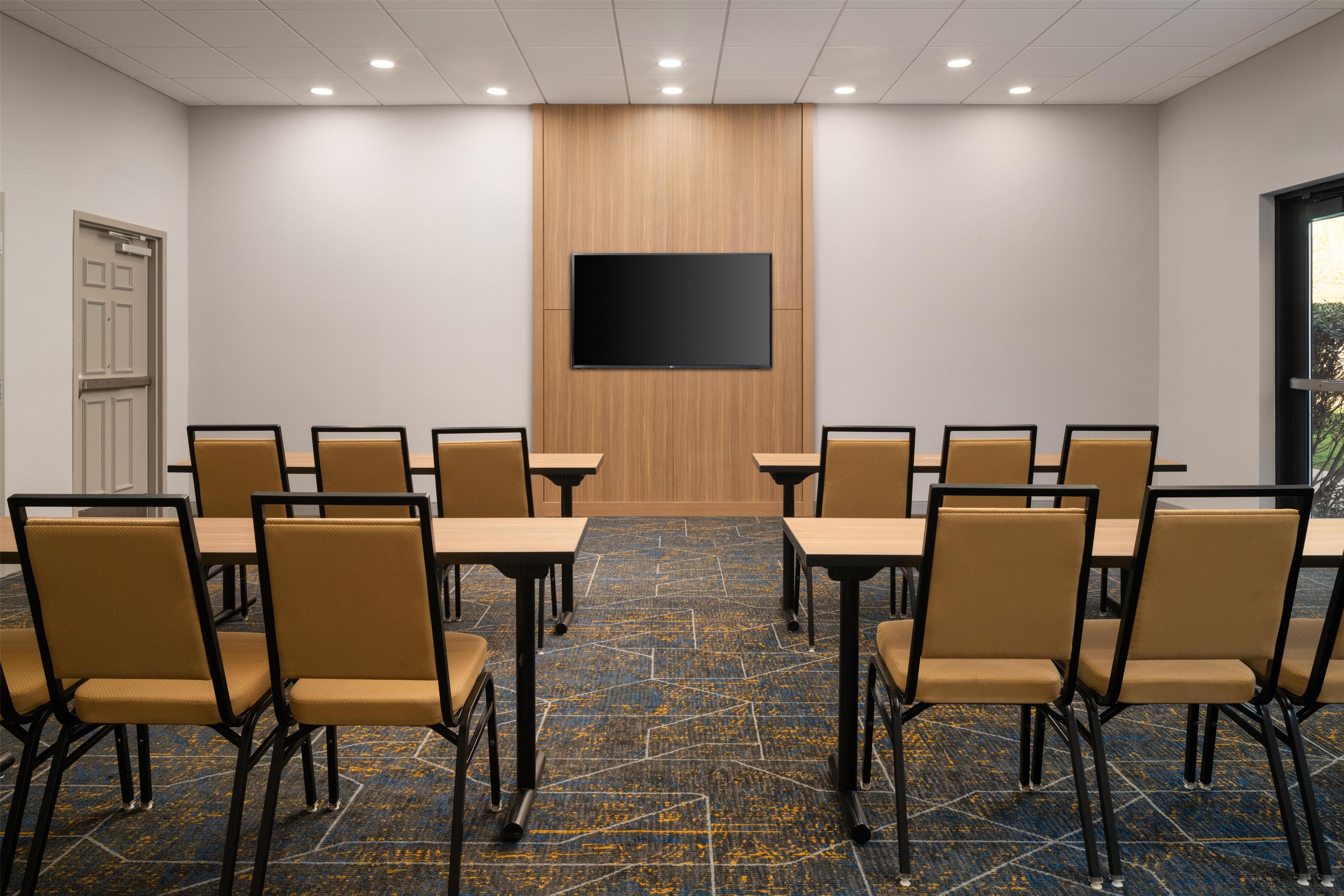 Meeting Room | Hampton Inn & Suites Chadds Ford