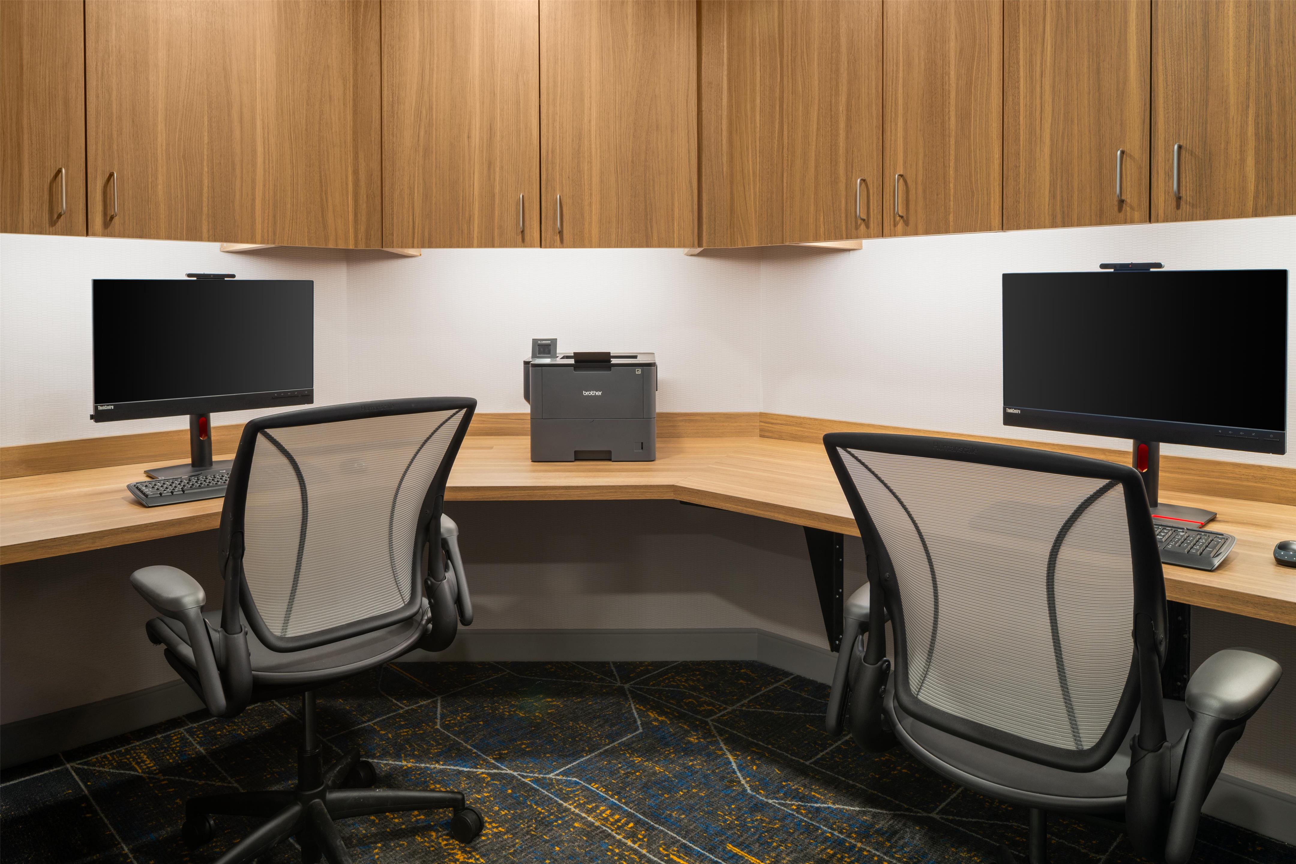 Business Center | Hampton Inn & Suites Chadds Ford