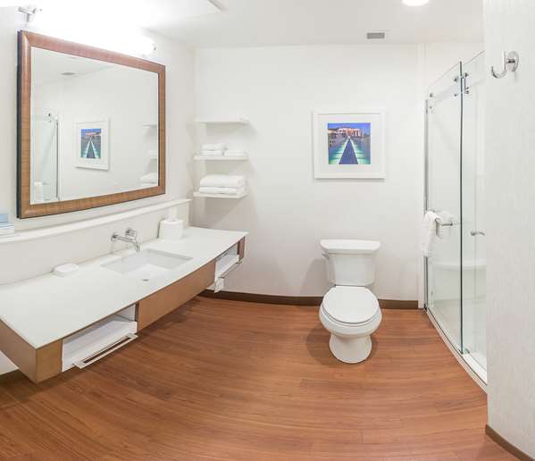  - Hampton Inn Hixson