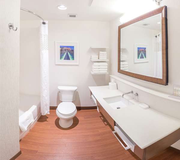  - Hampton Inn Hixson