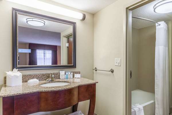  - Hampton Inn North Ooltewah - I-75, Exit 11