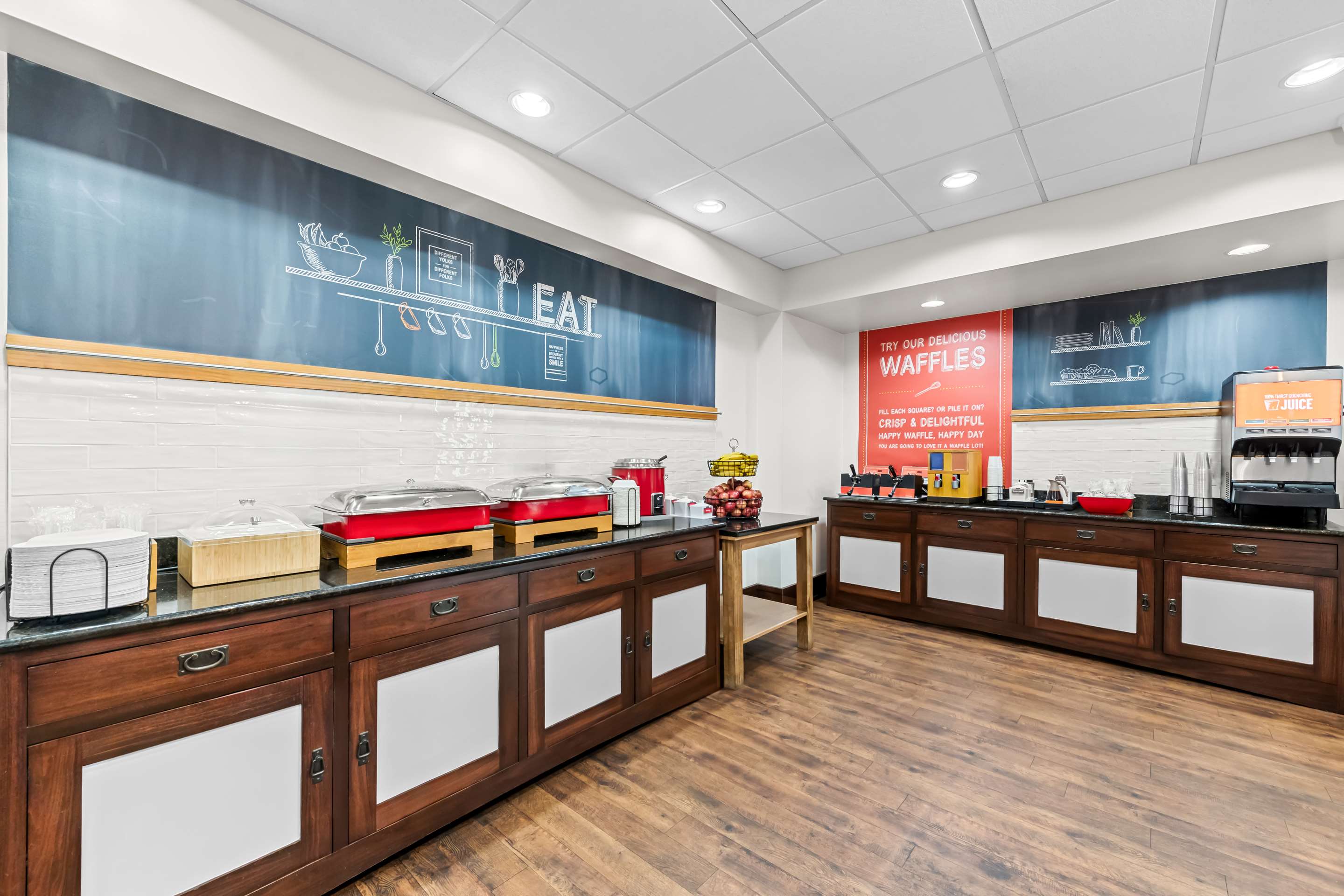 Breakfast Area | Hampton Inn Chattanooga - North/Ooltewah