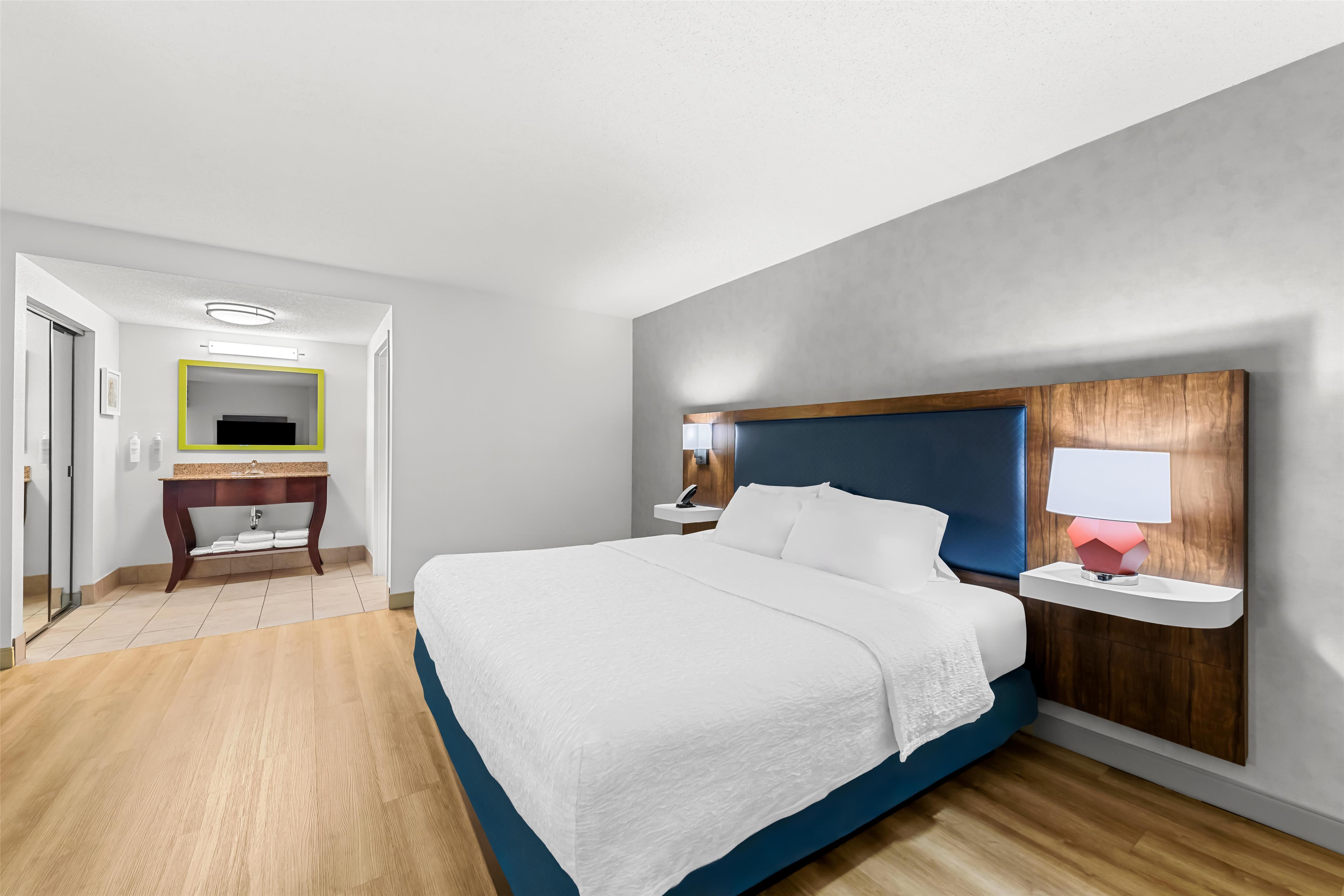 Guest room