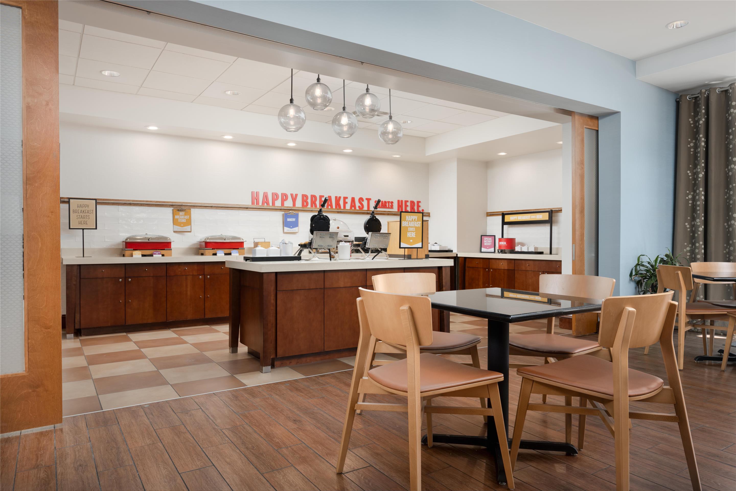 Breakfast Area | Hampton Inn Cleveland Tennessee