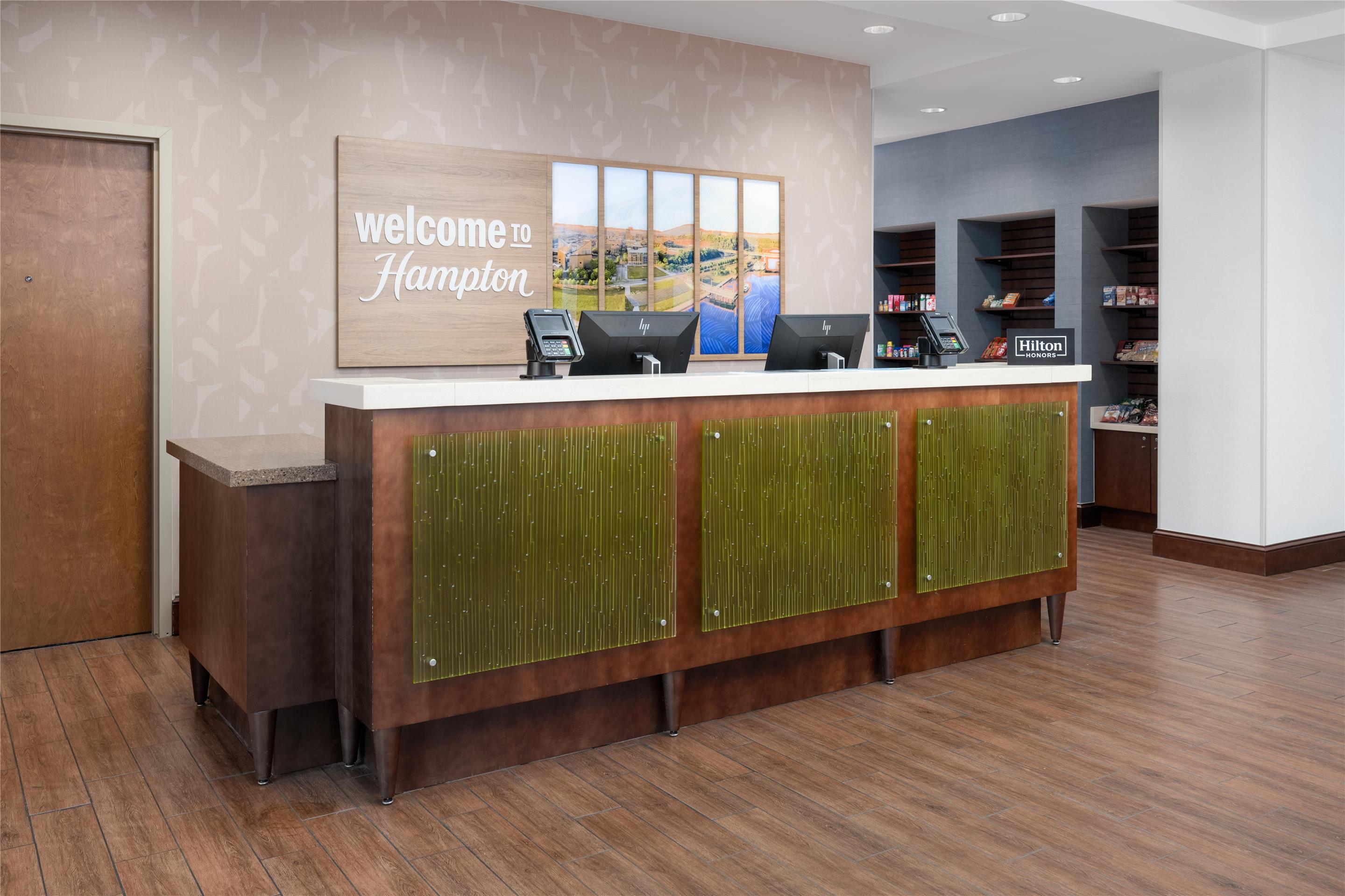 Reception | Hampton Inn Cleveland Tennessee