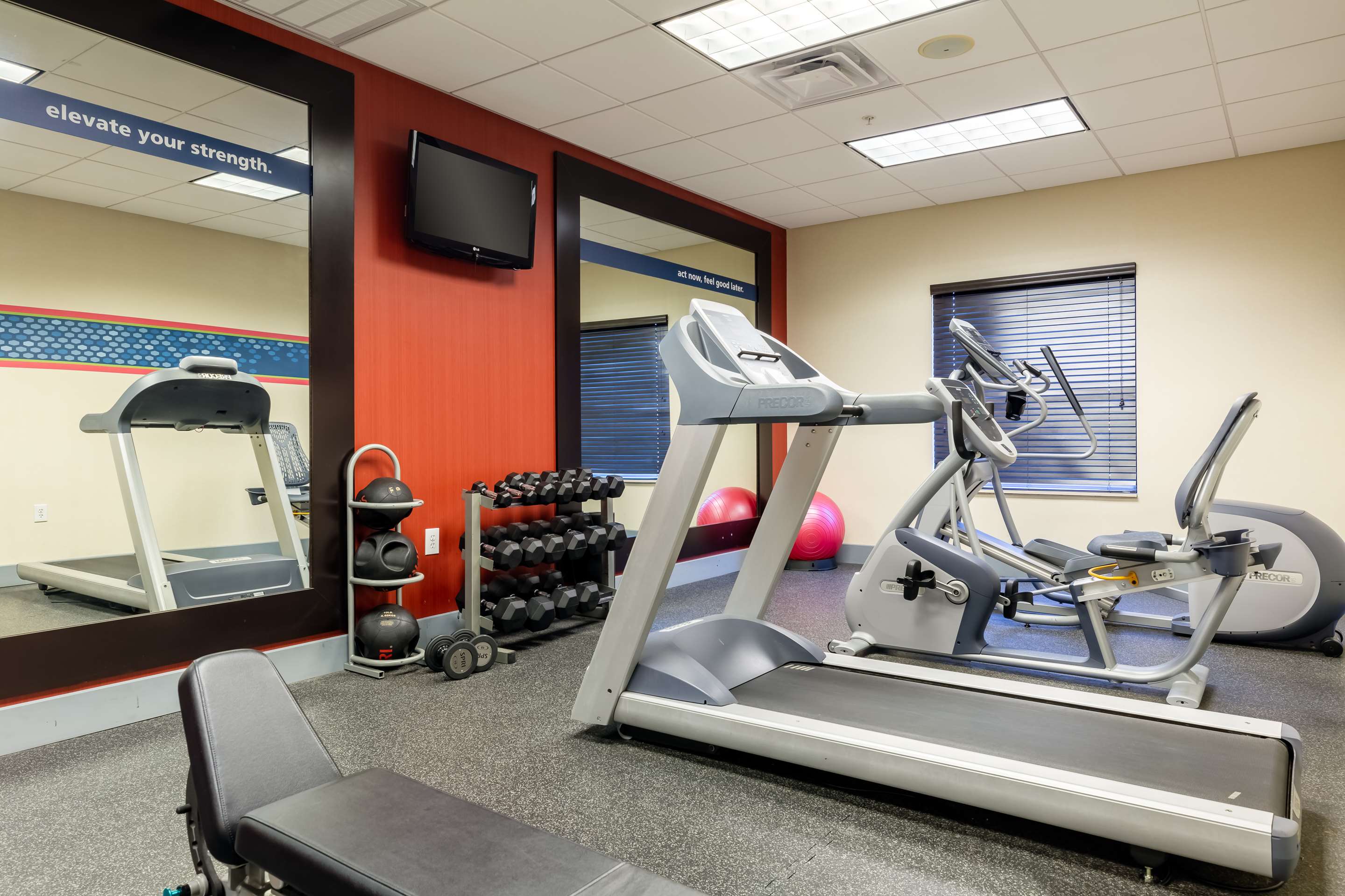 Health club fitness center gym | Hampton Inn Ringgold-Ft. Oglethorpe