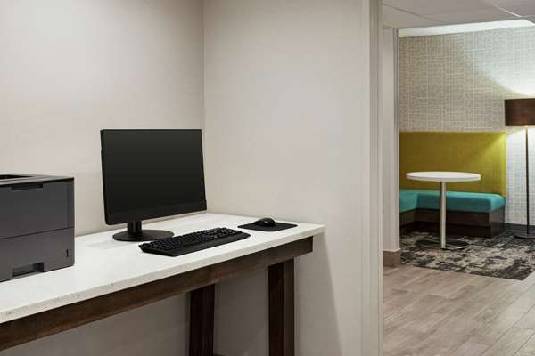 Conference Area - Hampton Inn O'Hare Airport Schiller Park