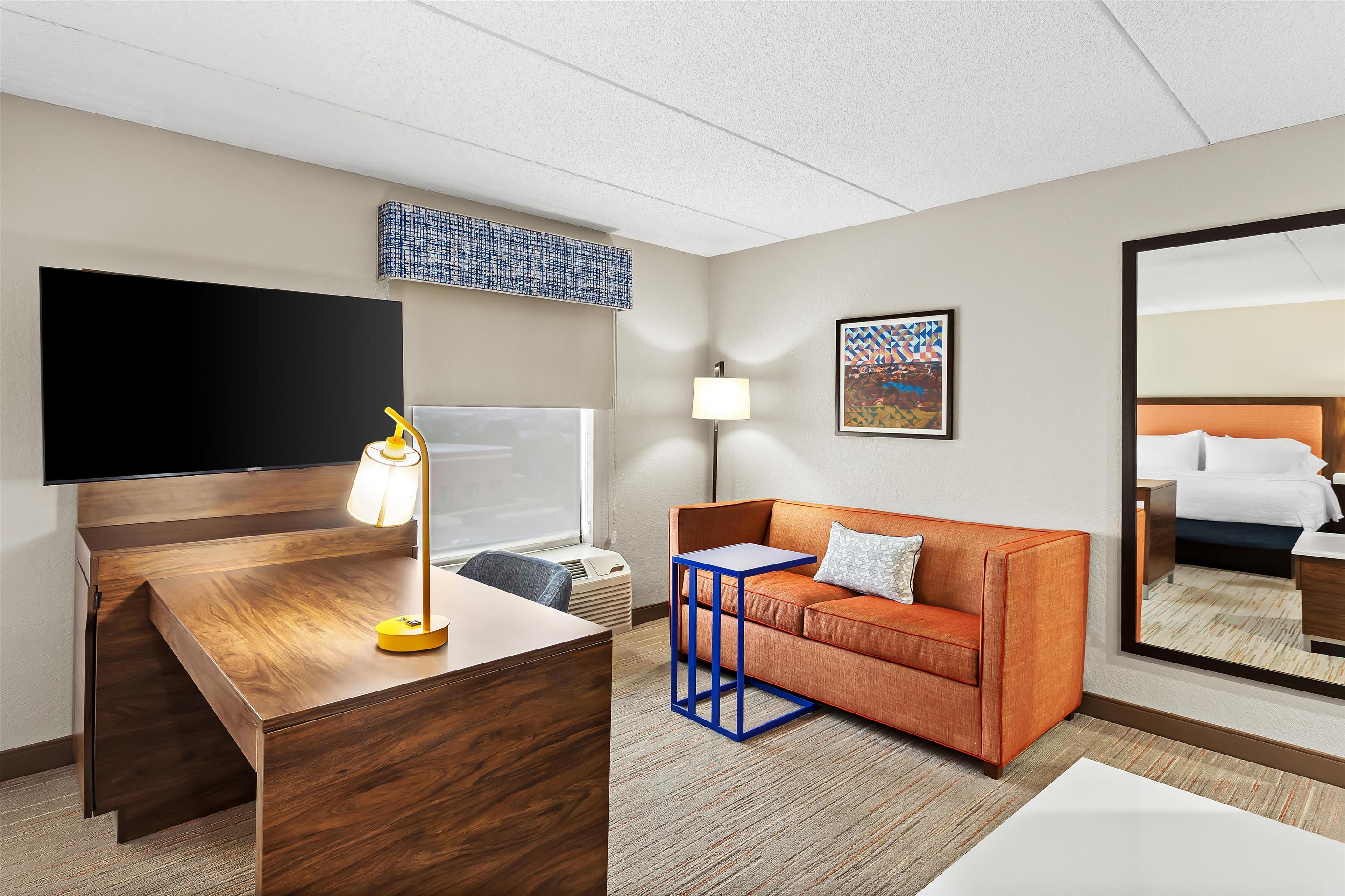 Guest room