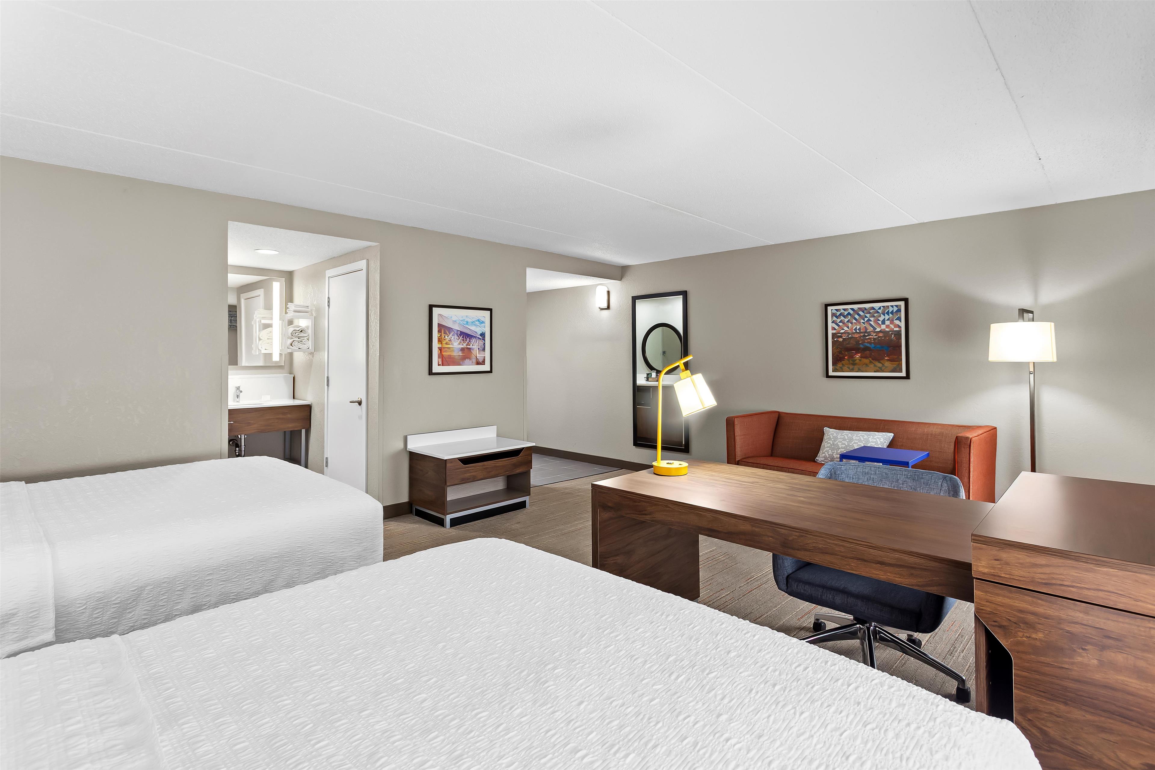 Hampton Inn & Suites by Hilton Bolingbrook Room Type - 2QNS STUDIO SOFABED NOSMOK
