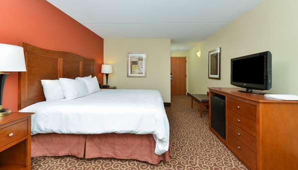  - Hampton Inn Carol Stream