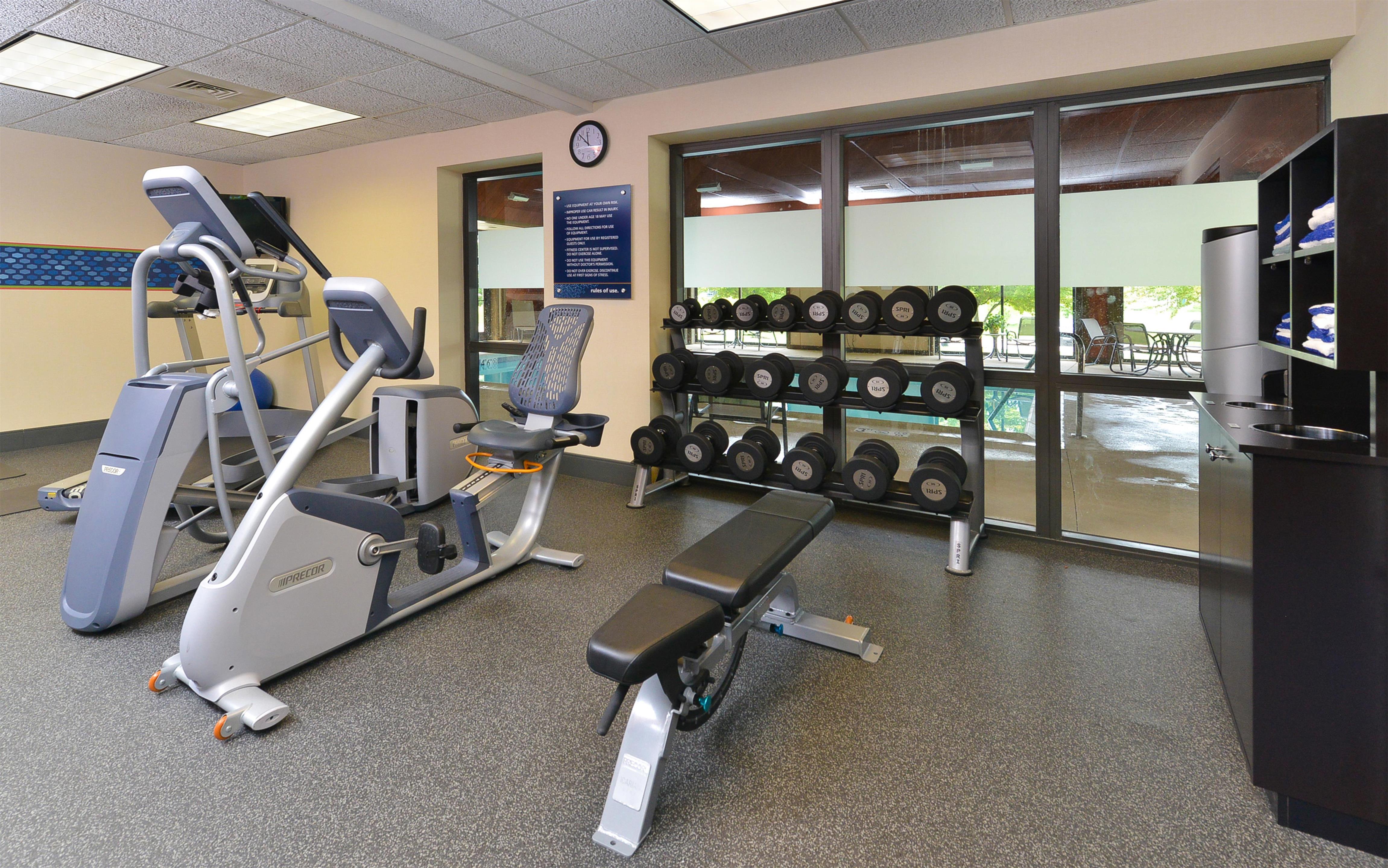 Health club fitness center gym | Hampton Inn Chicago-Carol Stream