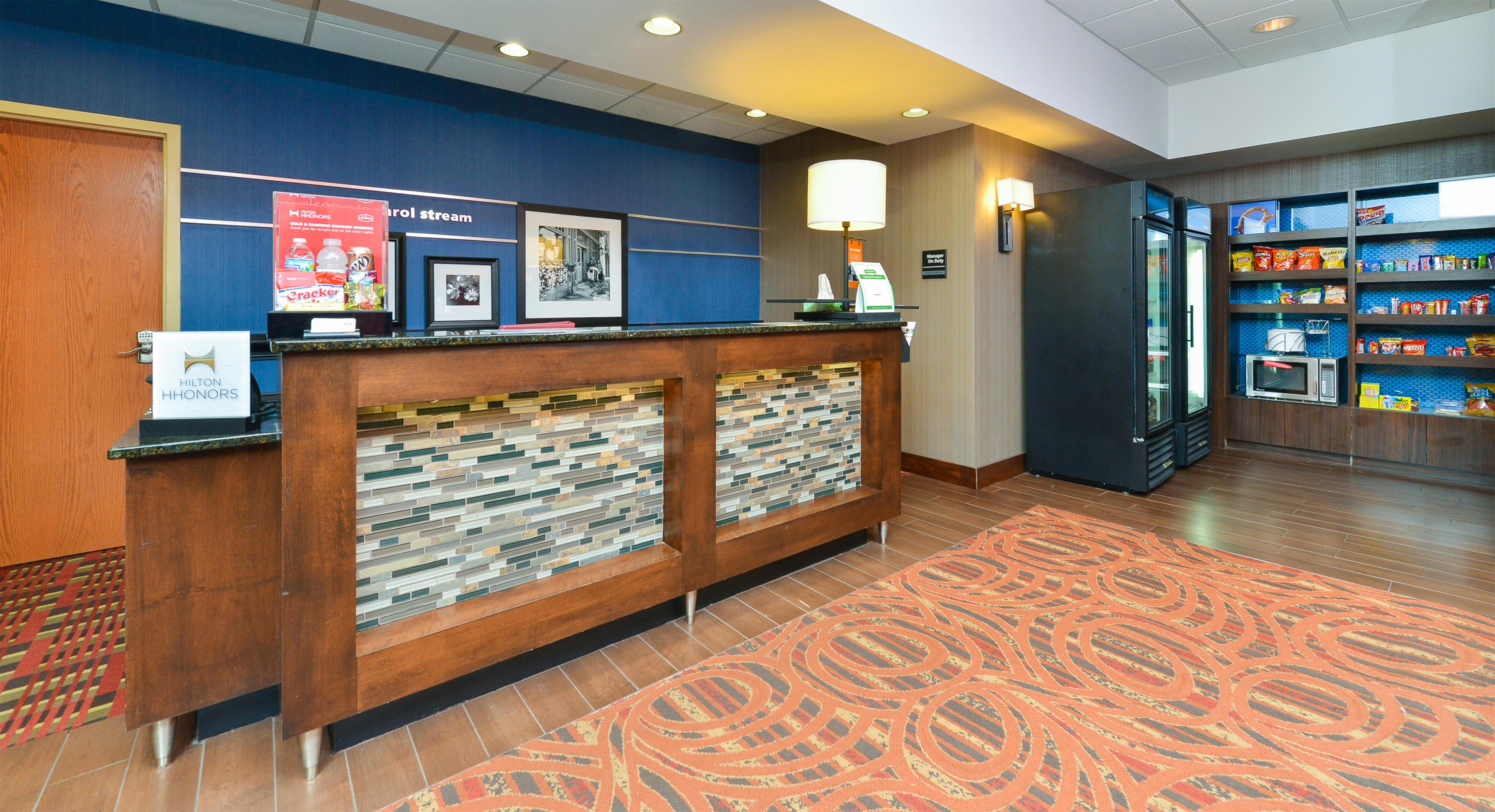 Reception | Hampton Inn Chicago-Carol Stream