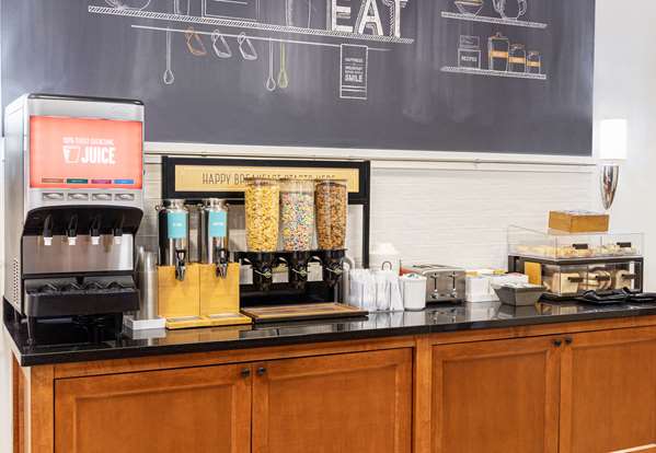 Amenities - Hampton Inn & Suites Deer Park