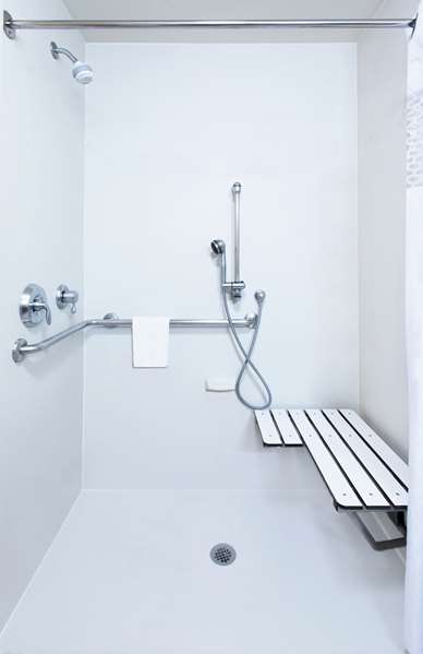  - Hampton Inn & Suites Deer Park