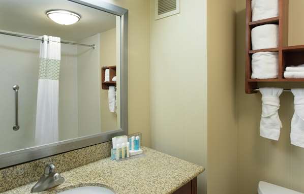  - Hampton Inn & Suites Deer Park