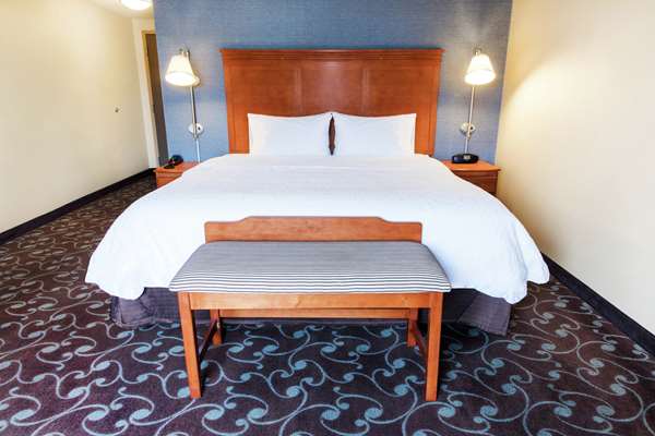  - Hampton Inn & Suites Deer Park