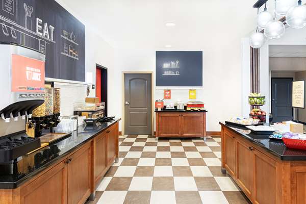 Amenities - Hampton Inn & Suites Deer Park