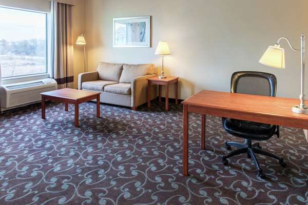  - Hampton Inn & Suites Deer Park