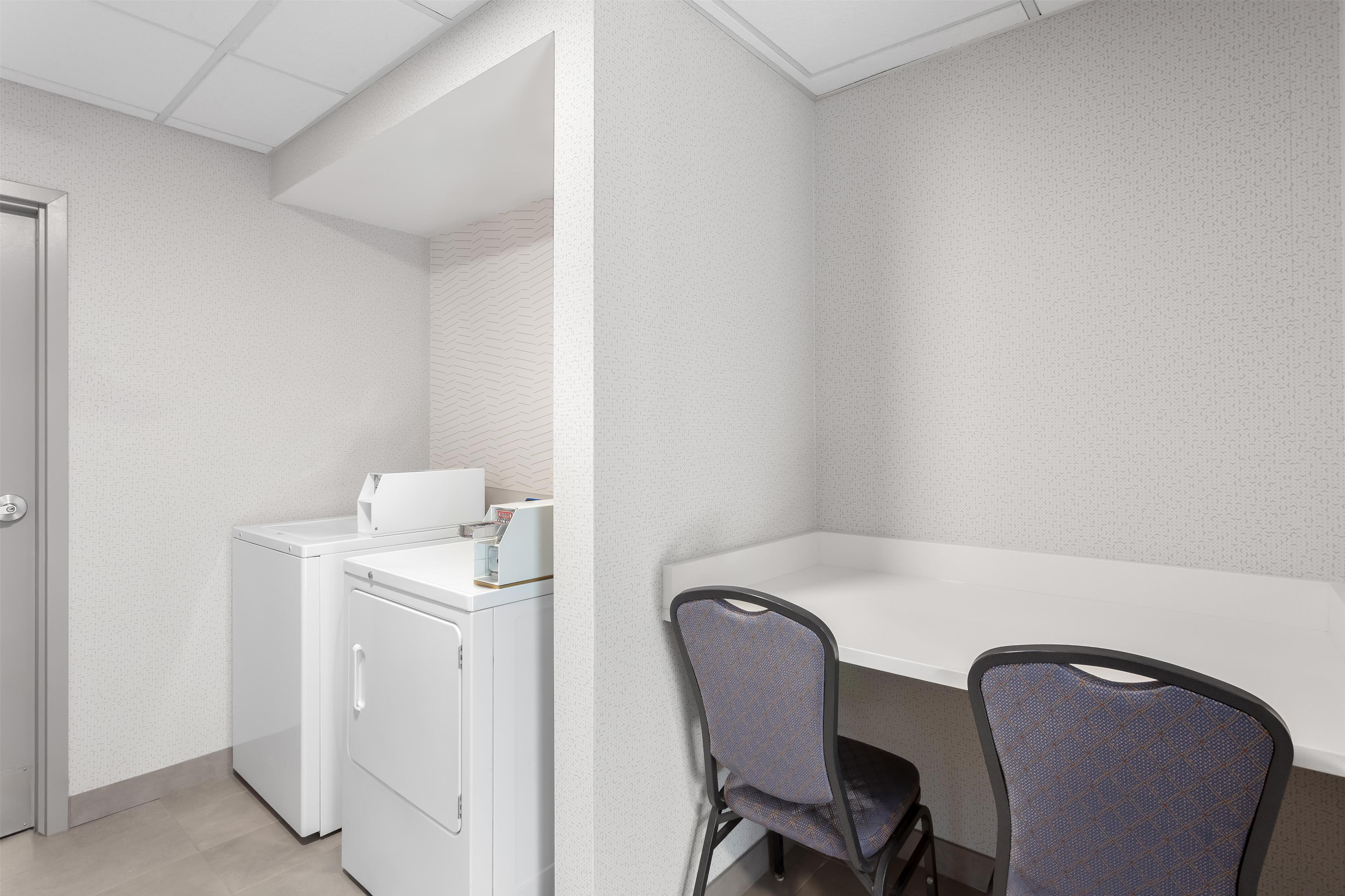 Laundry | Hampton Inn & Suites Chicago Deer Park