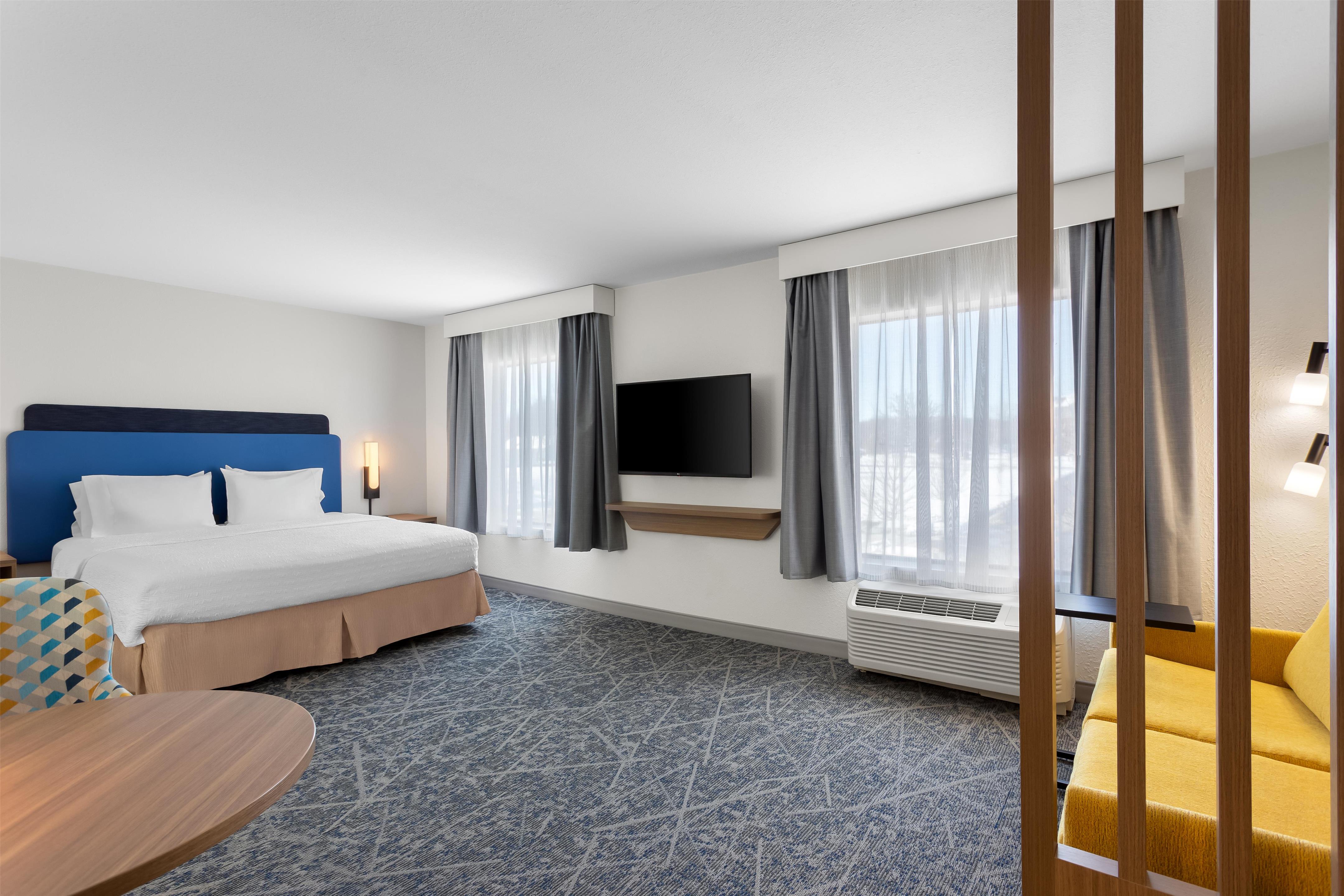 Guest room