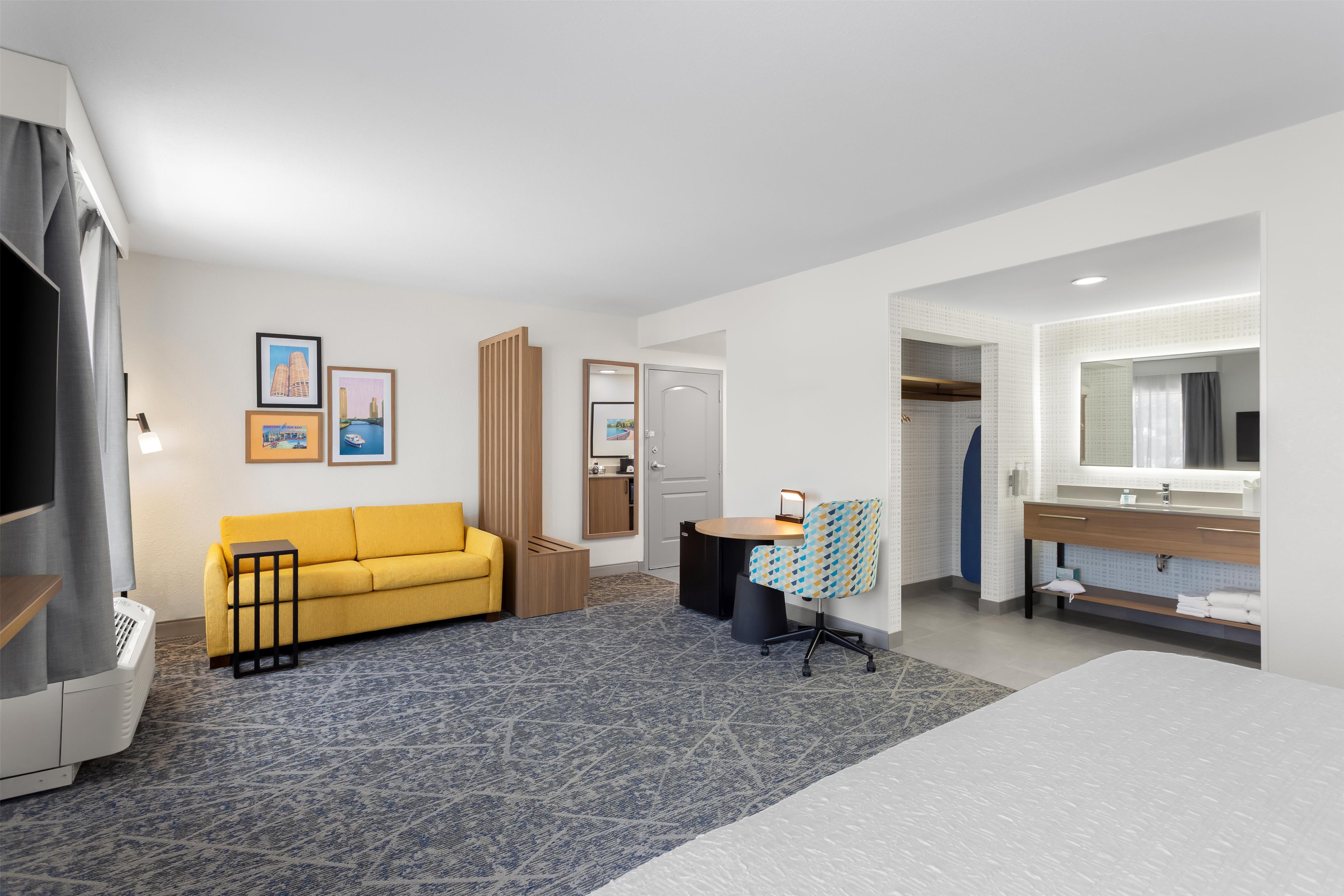 Guest room