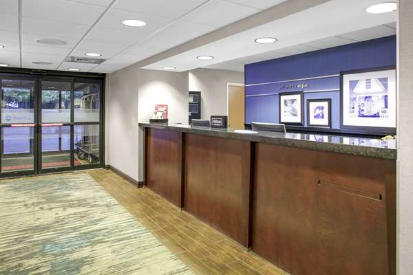  - Hampton Inn Elgin - I-90, Exit 54