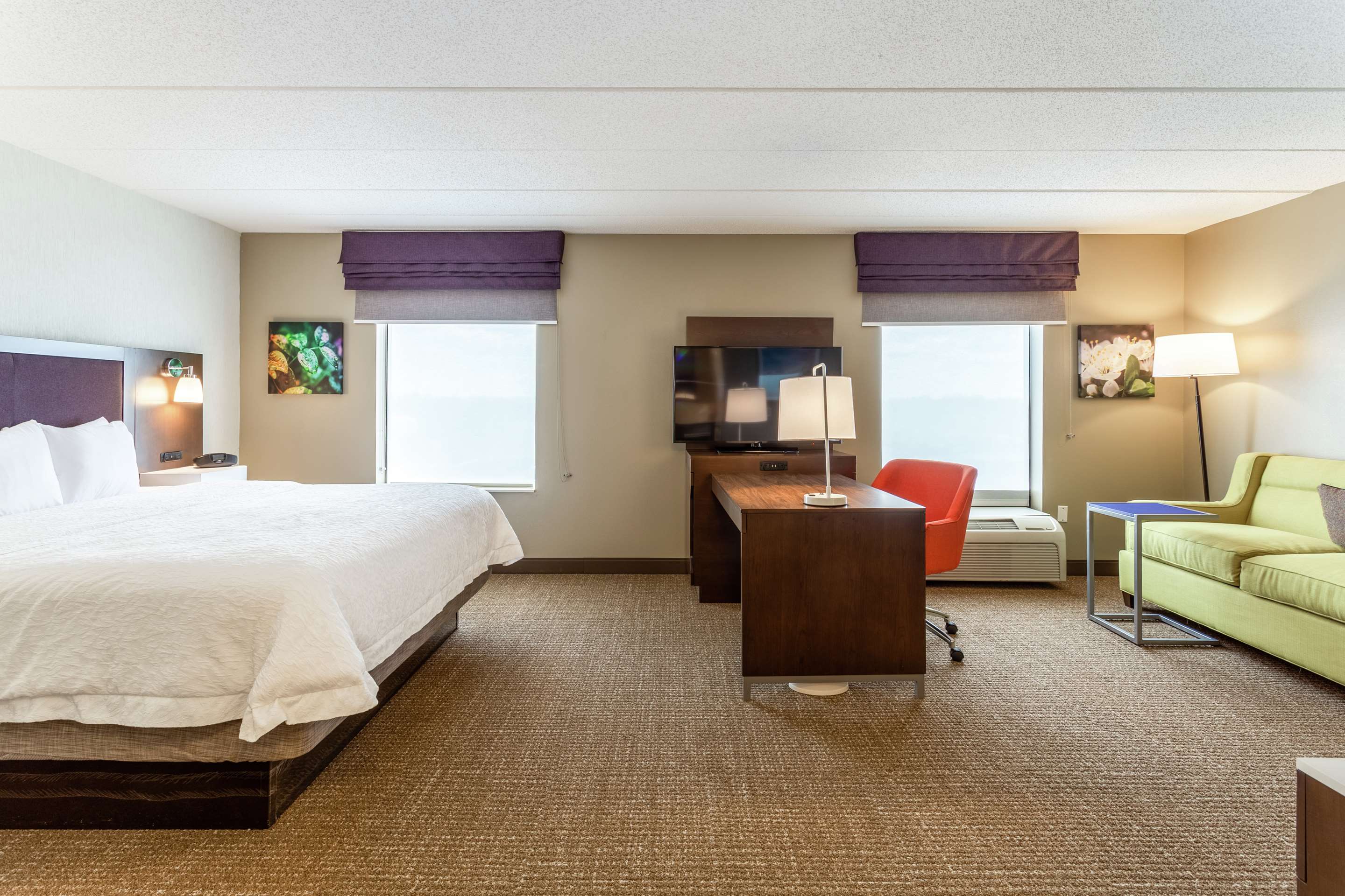 Guest room